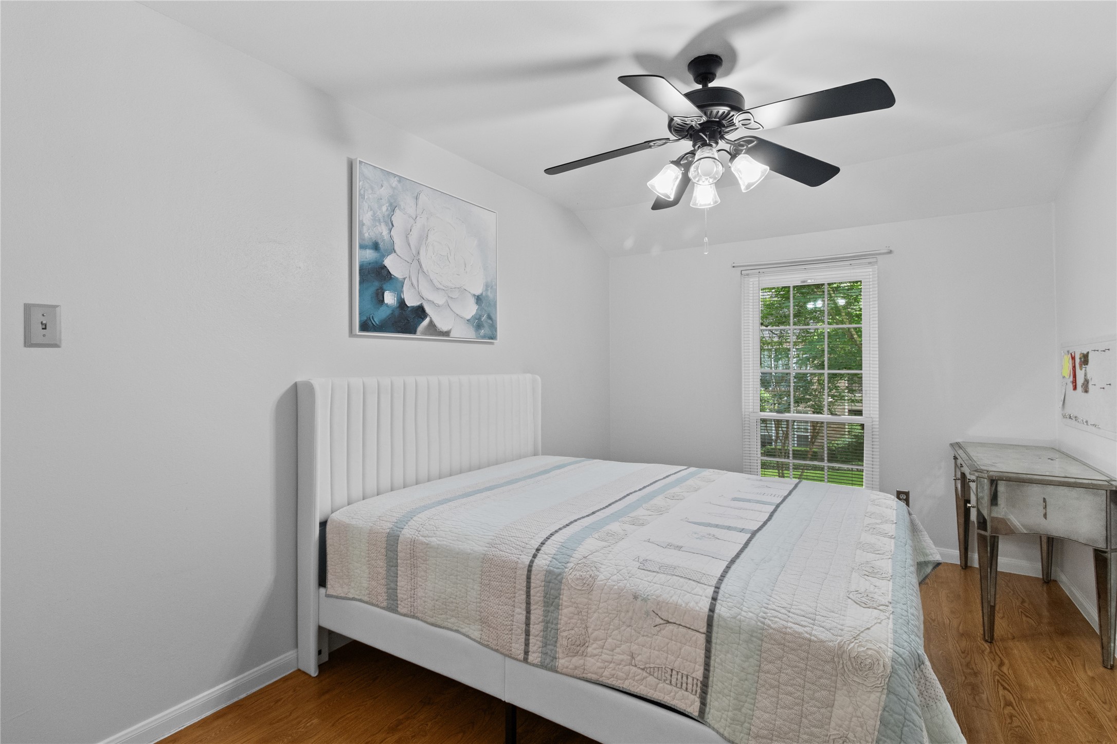12997 Trail Hollow Drive Property Photo 14