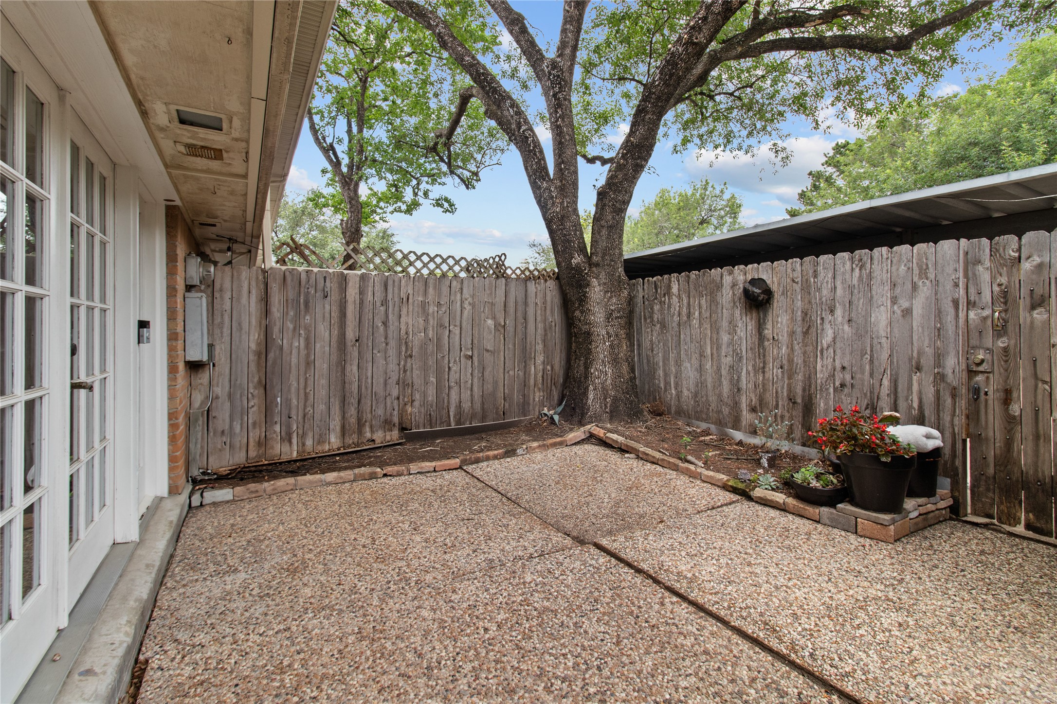 12997 Trail Hollow Drive Property Photo 18