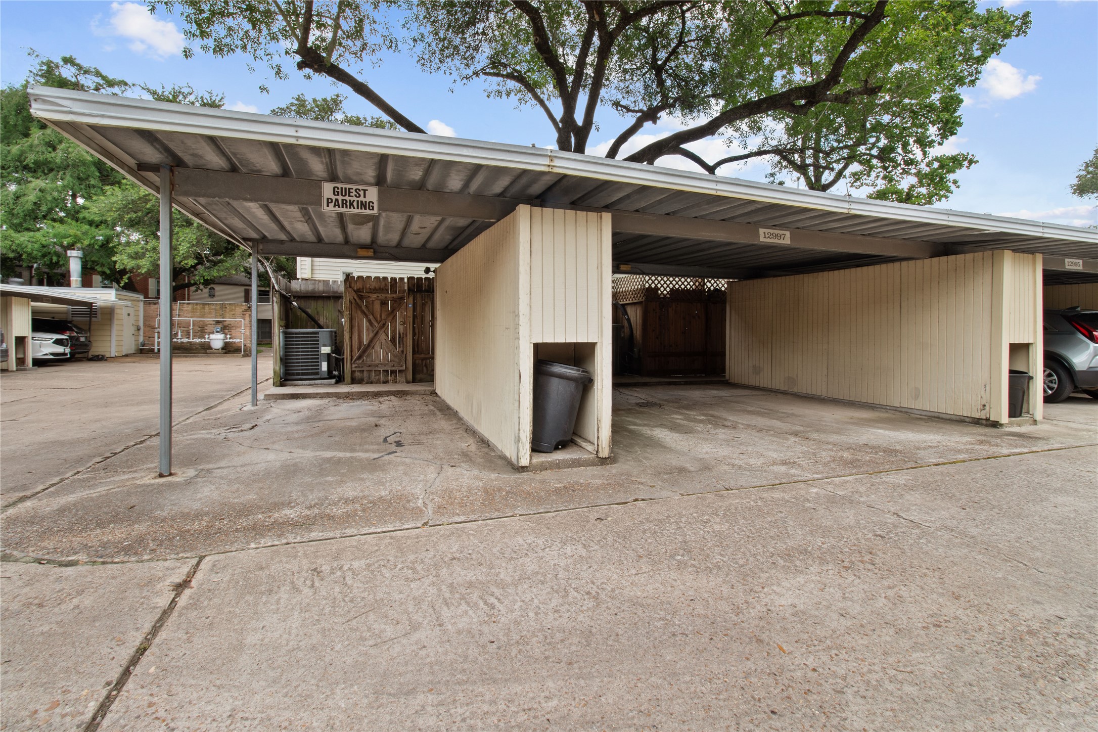 12997 Trail Hollow Drive Property Photo 19