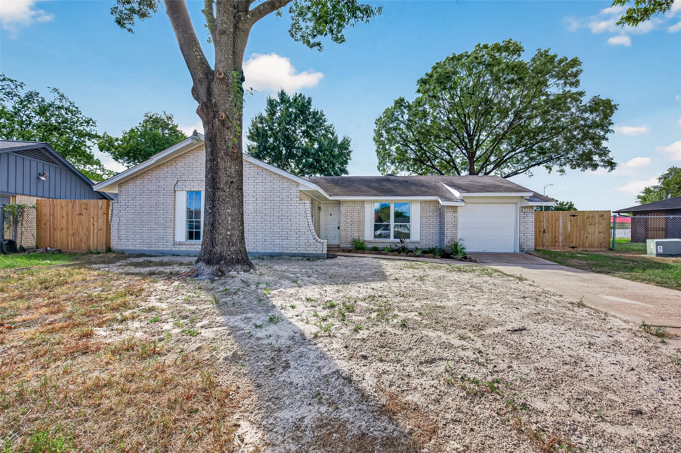 5519 Karelian Drive Property Photo 2