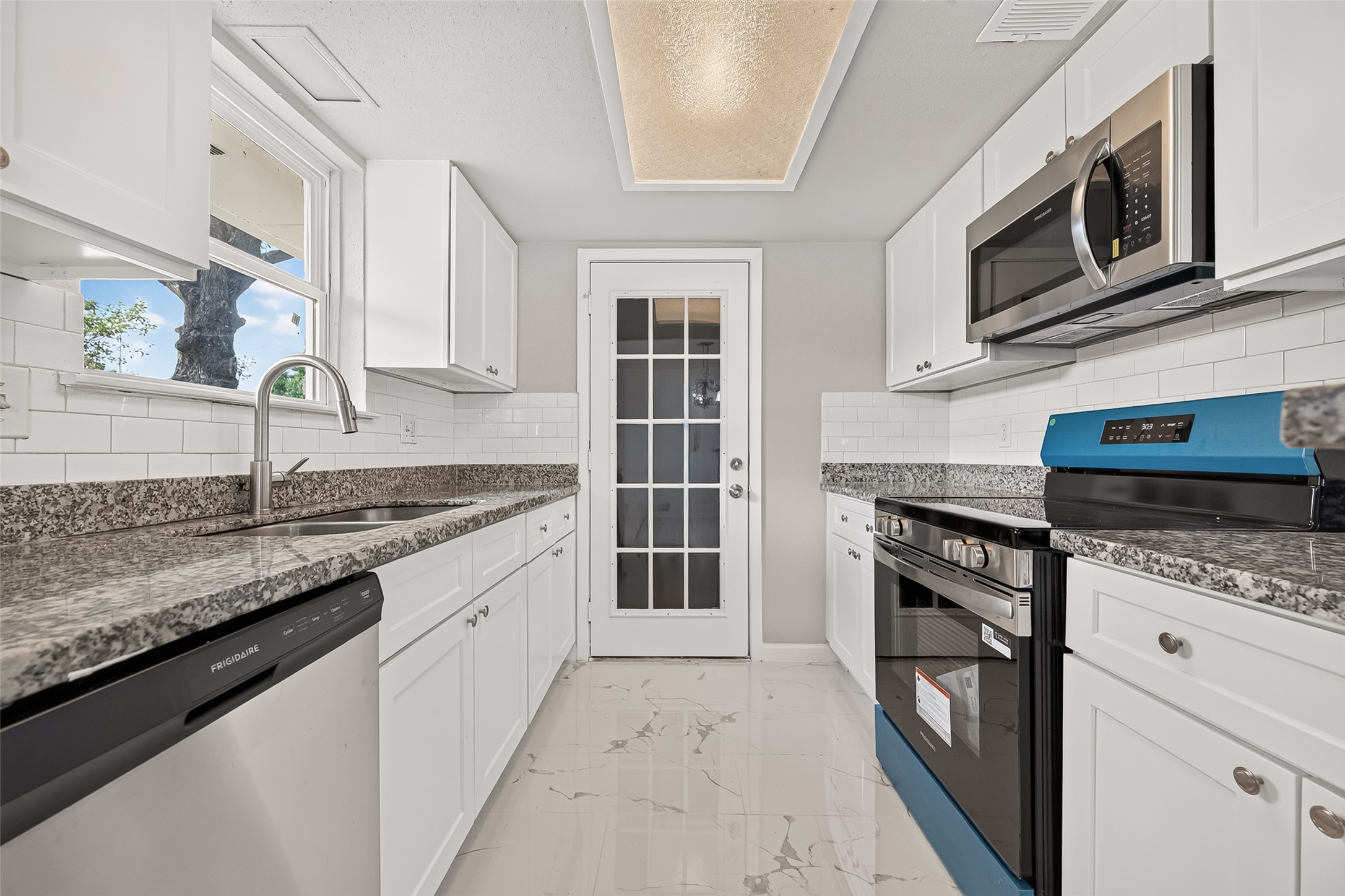 5519 Karelian Drive Property Photo 12