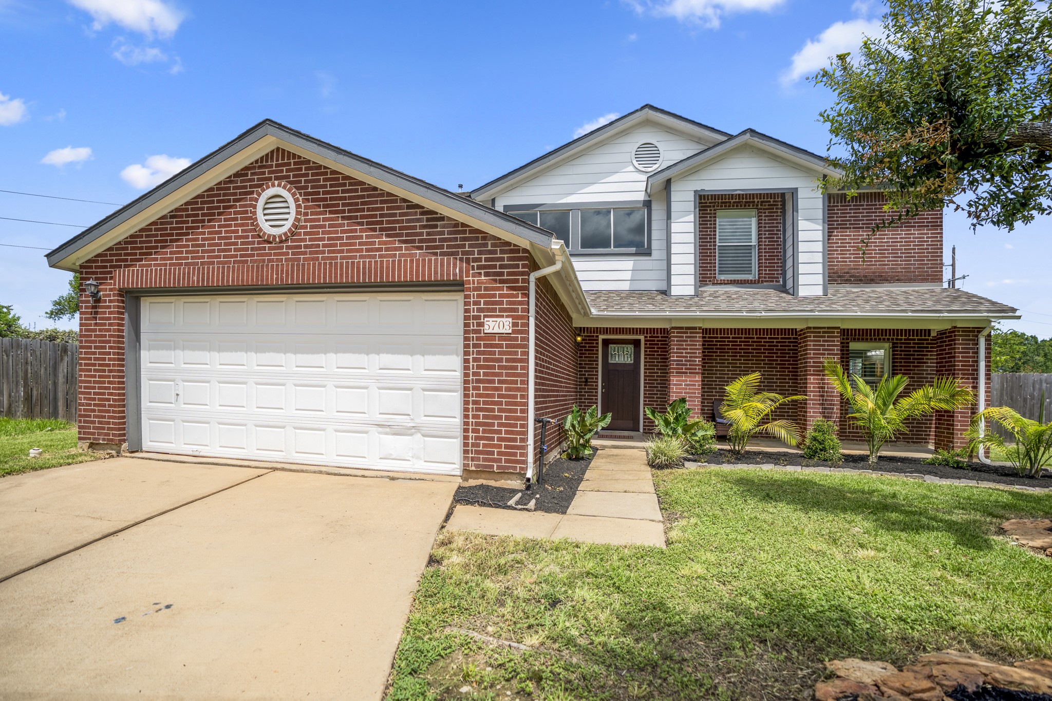 5703 Silas Creek Court Property Photo 1