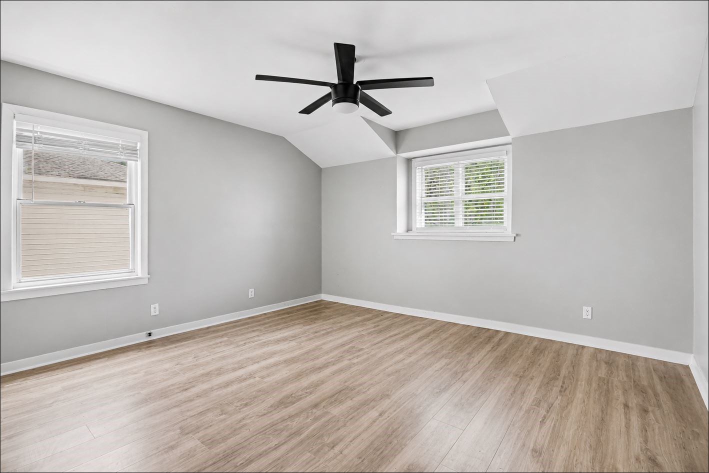 203 Chestnut Street Property Photo 27