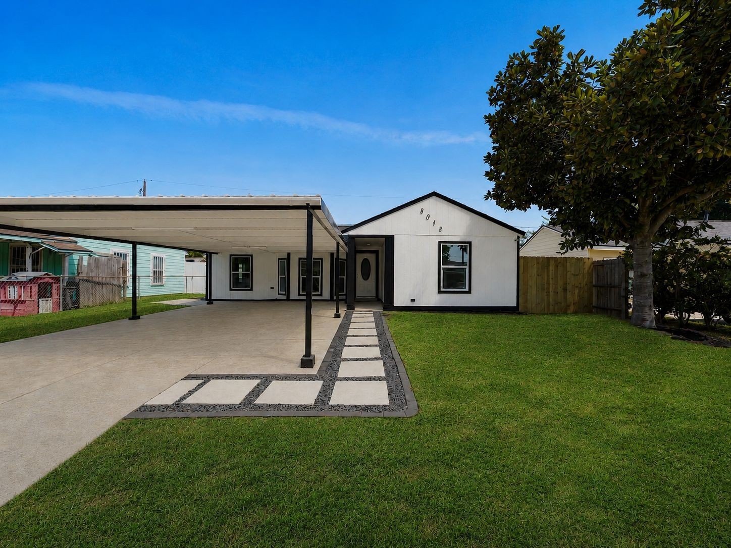 3013 Fern Street Property Photo 1