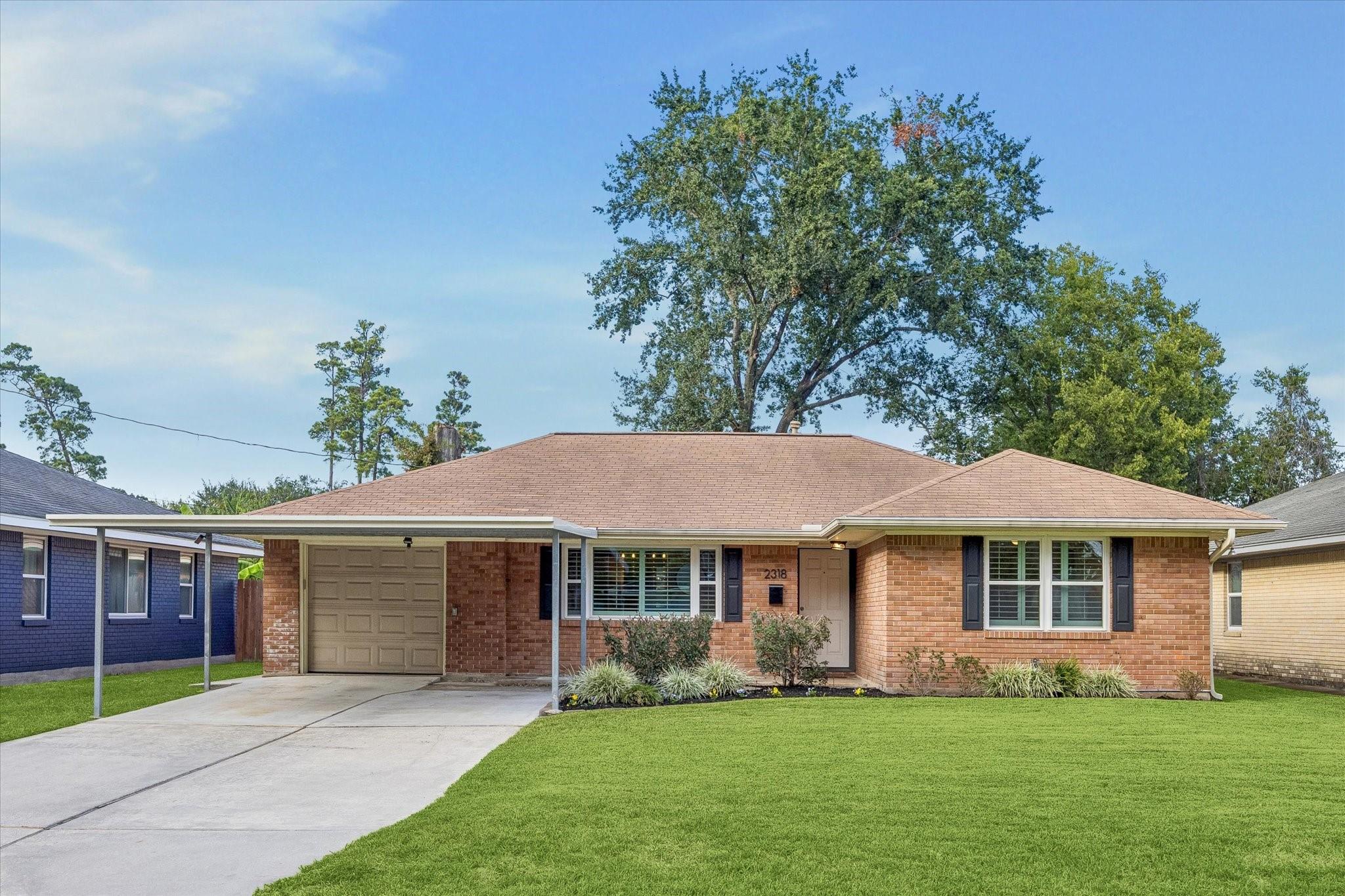 2318 Cheshire Lane, Houston Tx 77018 Property Photo 1
