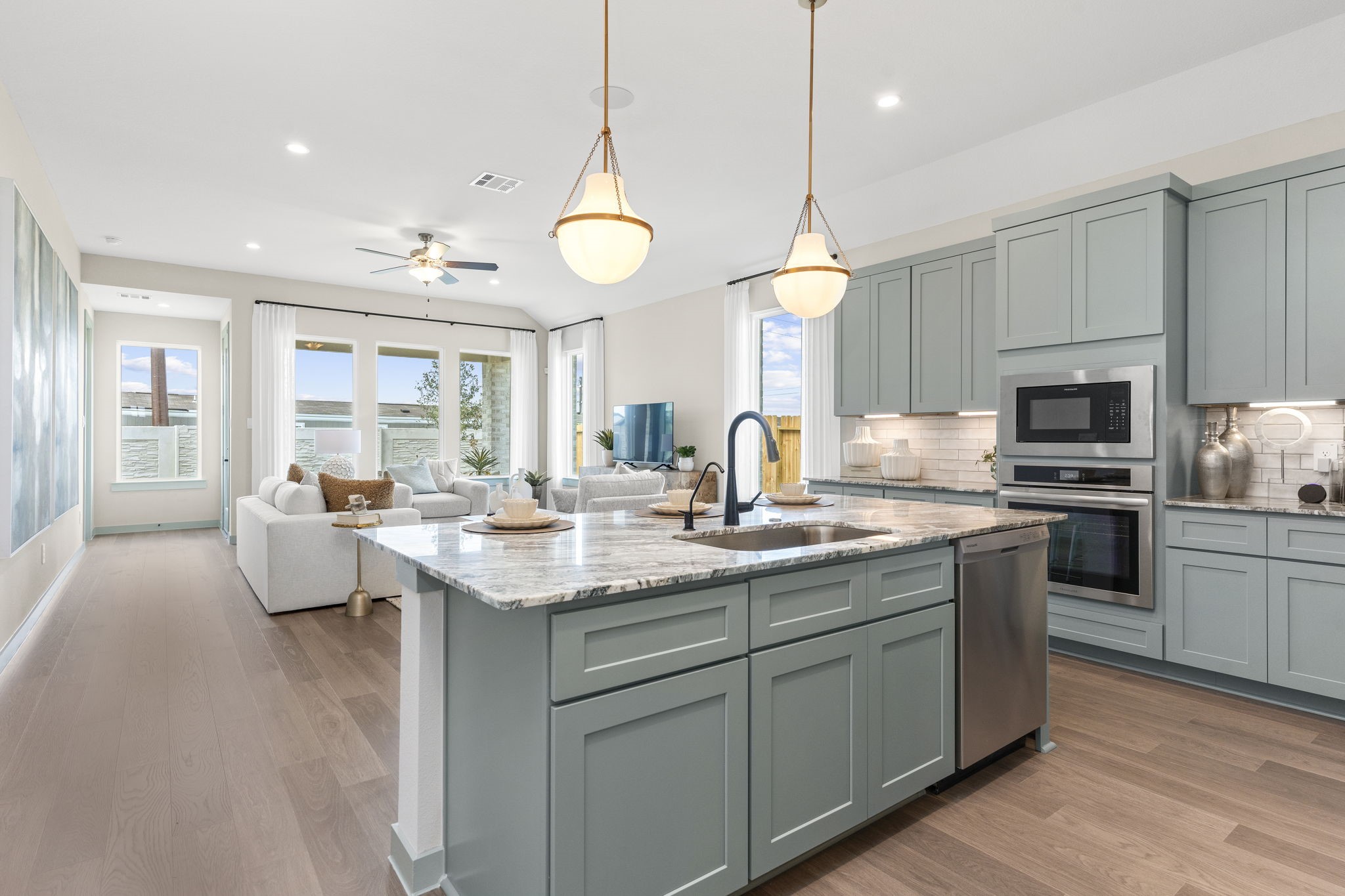 3715 Stars Way Property Photo 6