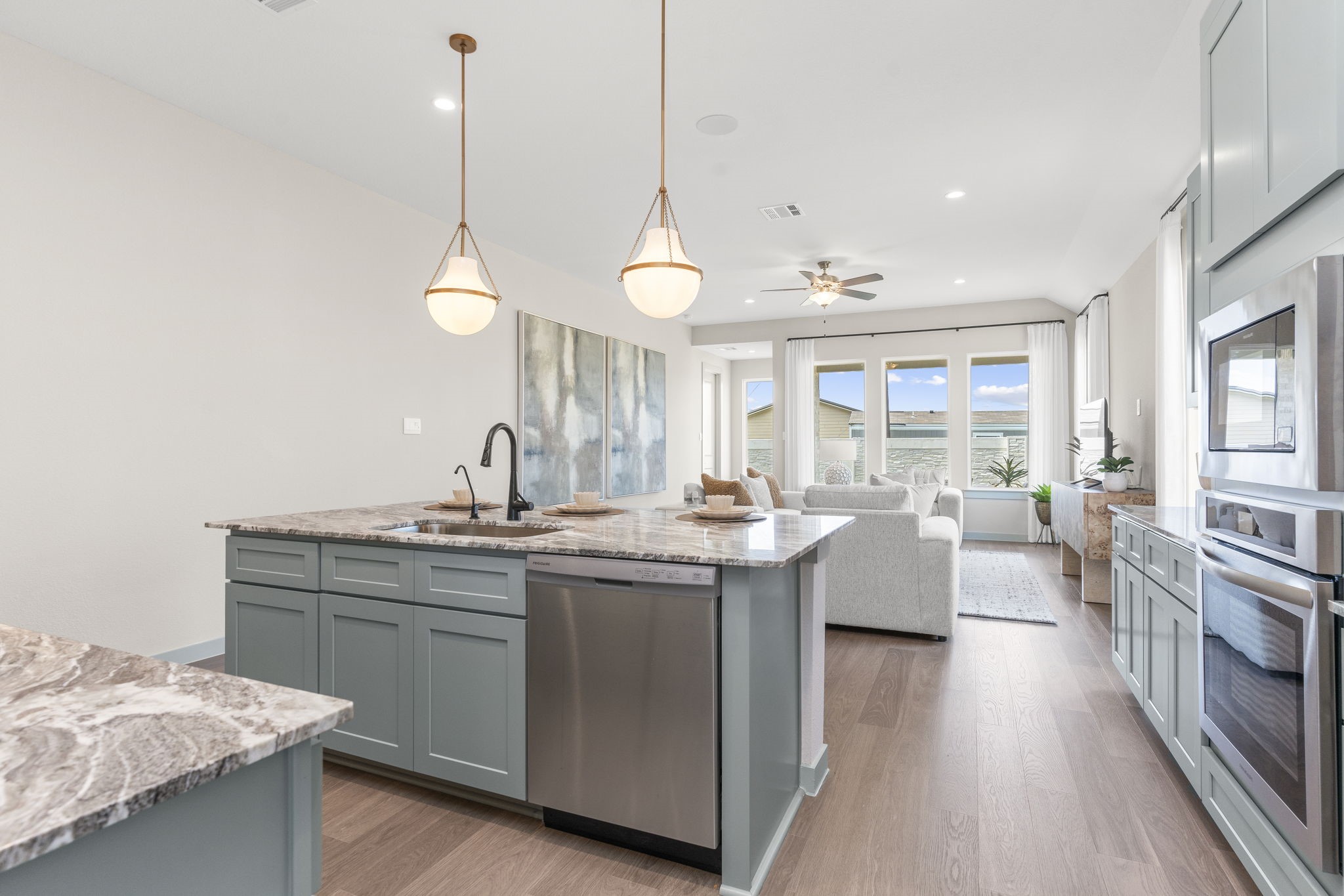 3715 Stars Way Property Photo 7