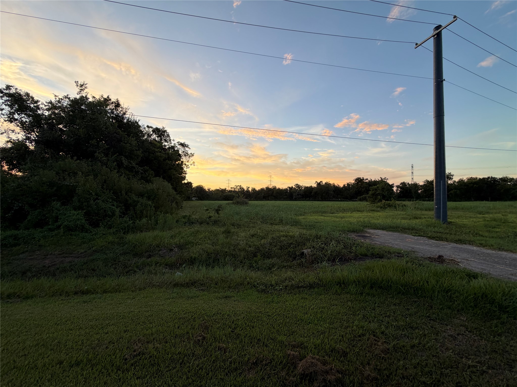 00 Fm 521 Property Photo 13