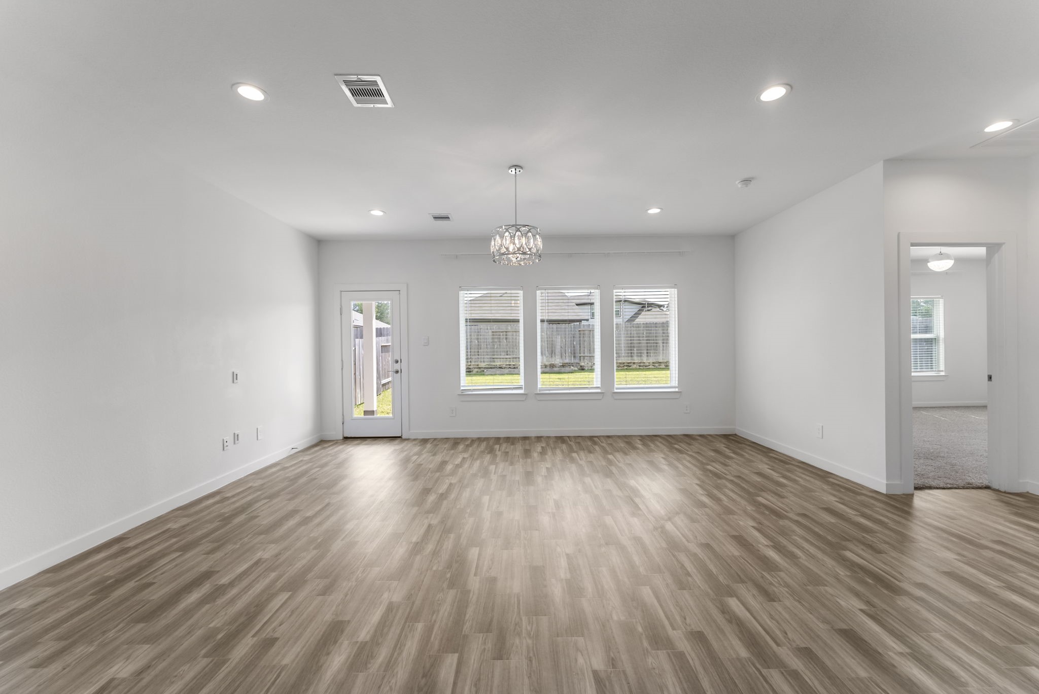 14215 Black Canyon Lane Property Photo 5