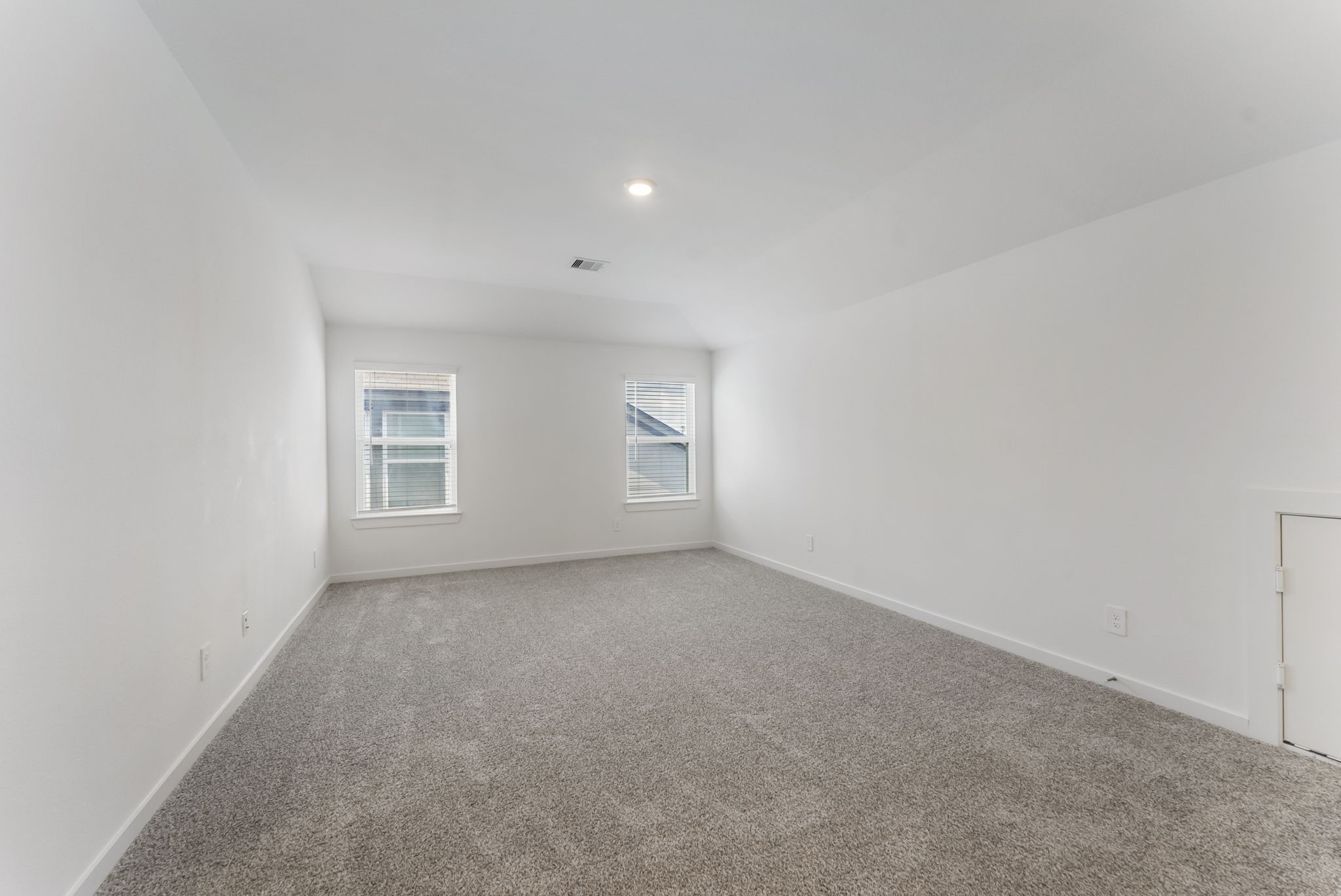 14215 Black Canyon Lane Property Photo 12