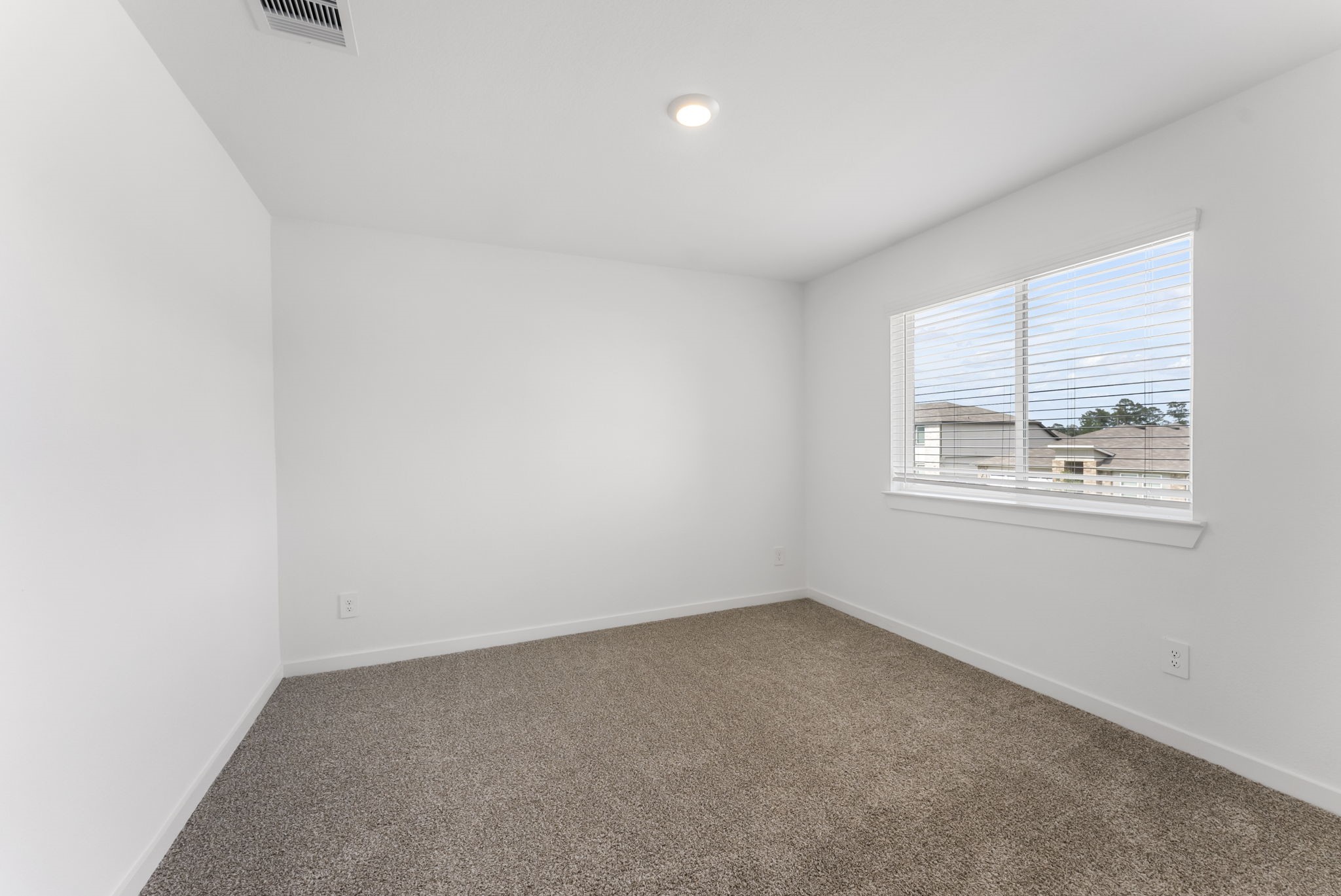 14215 Black Canyon Lane Property Photo 14