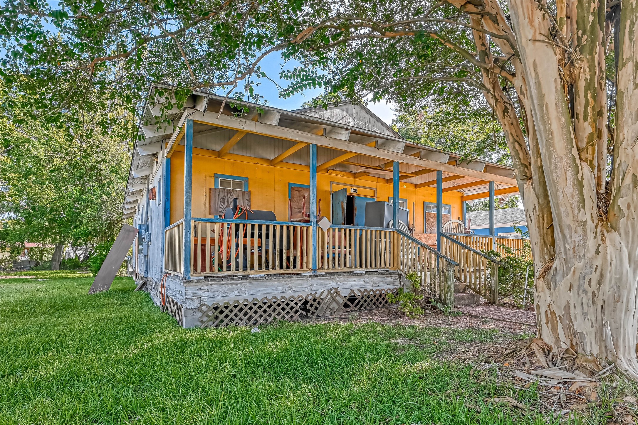 436 Neyland Street 1 Property Photo 2