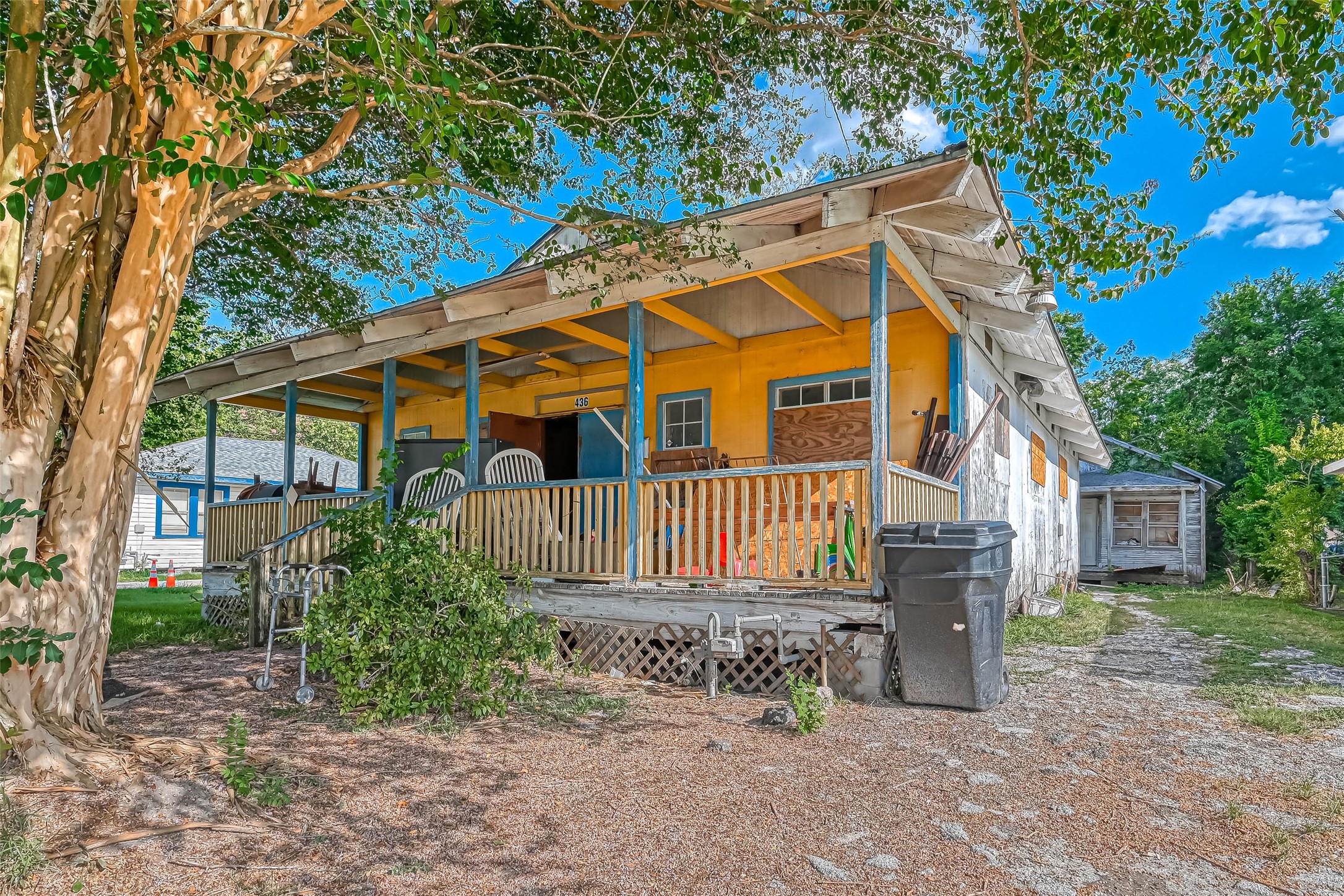 436 Neyland Street 1 Property Photo 4