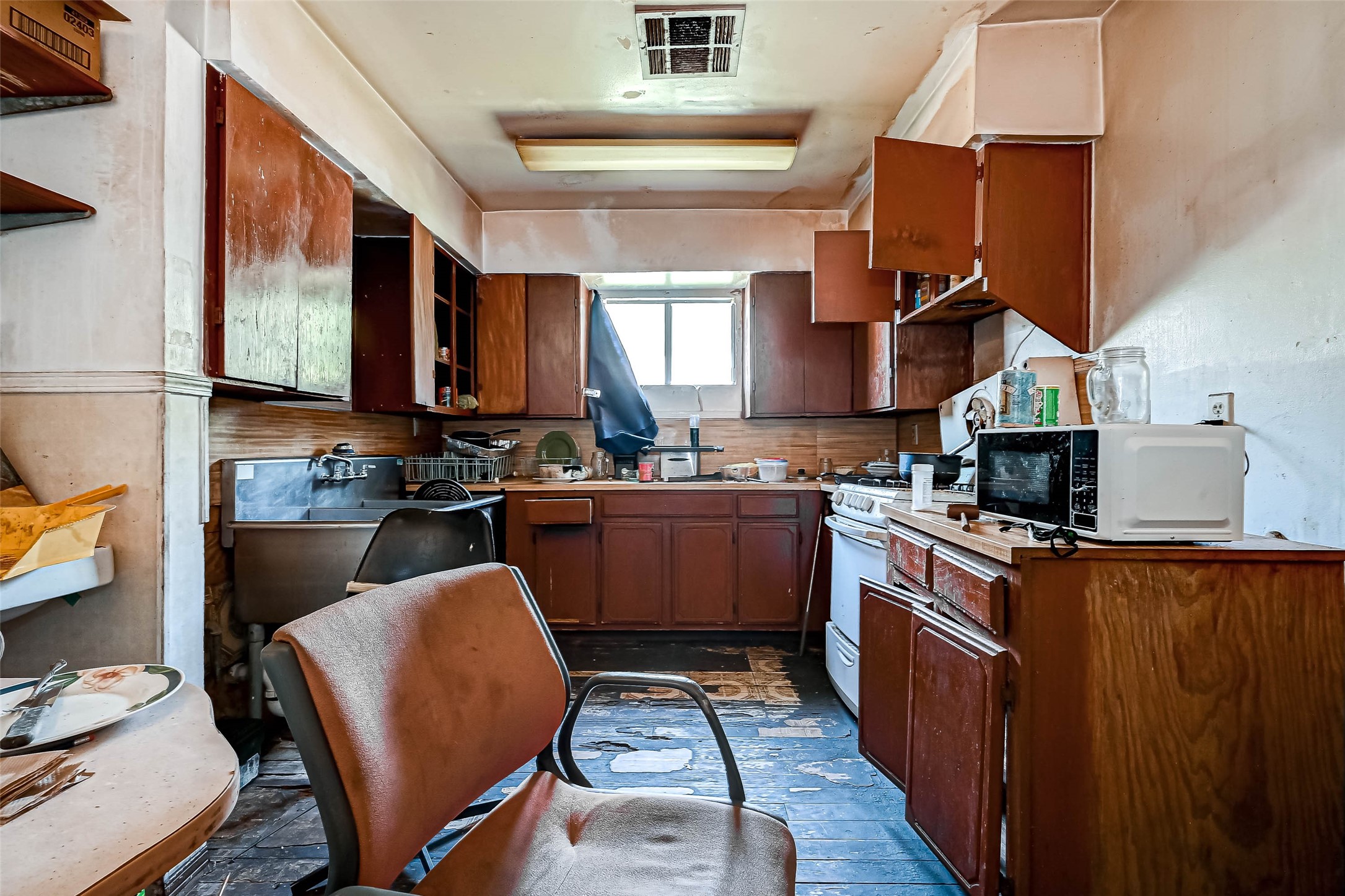 436 Neyland Street 1 Property Photo 7