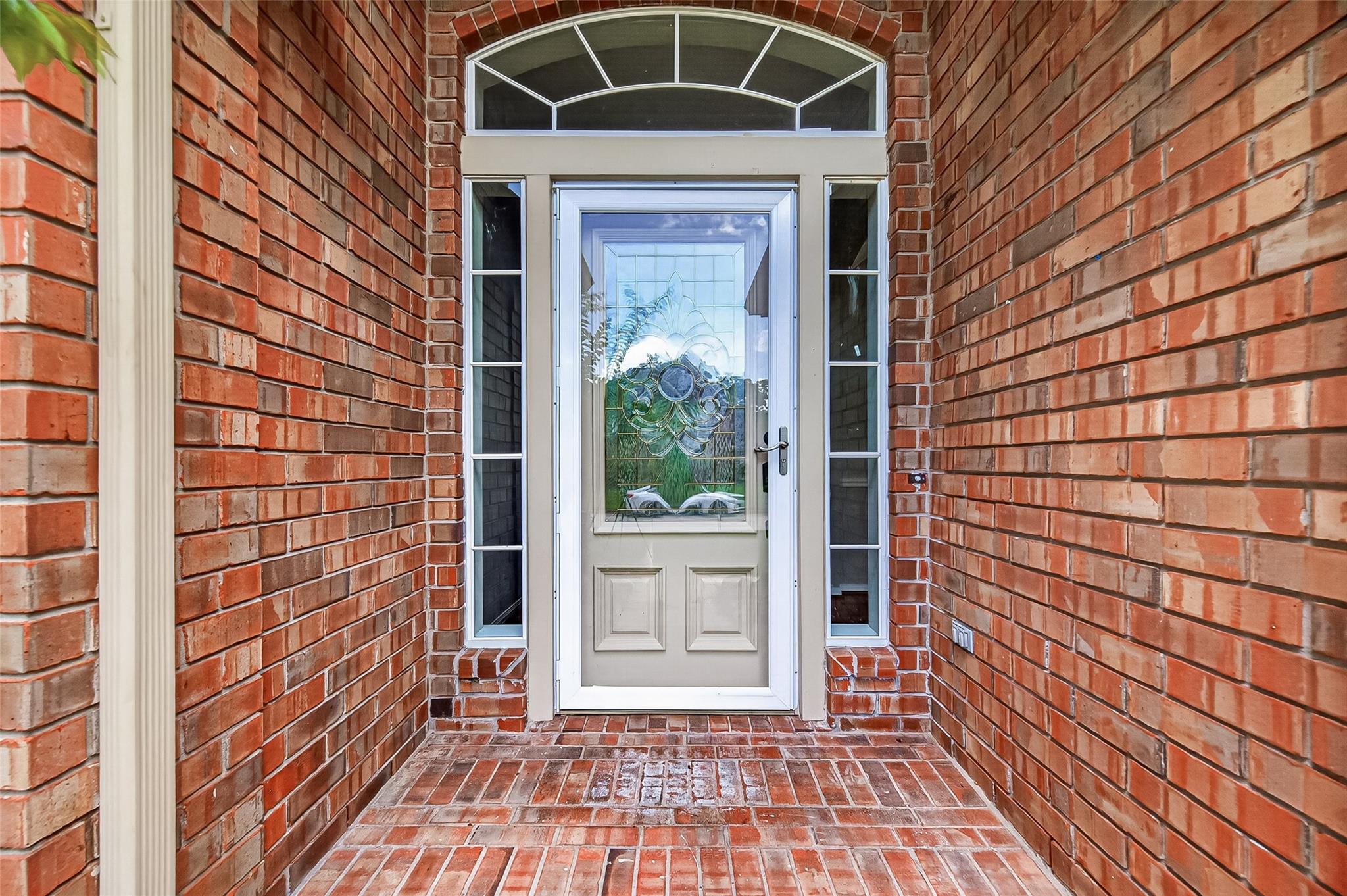 12823 Lady Jane Court, Houston Tx 77044 Property Photo 3