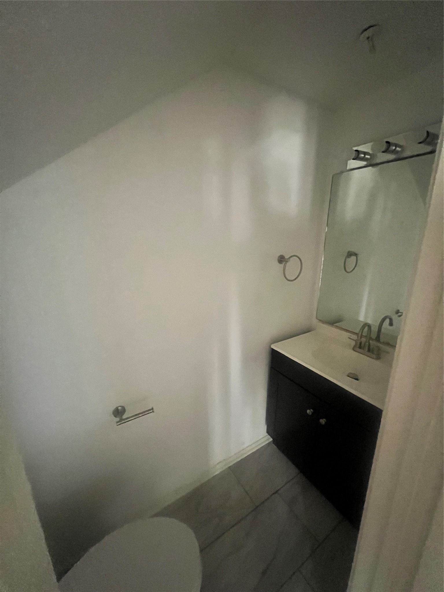 5670 Birchmont Drive C Property Photo 10