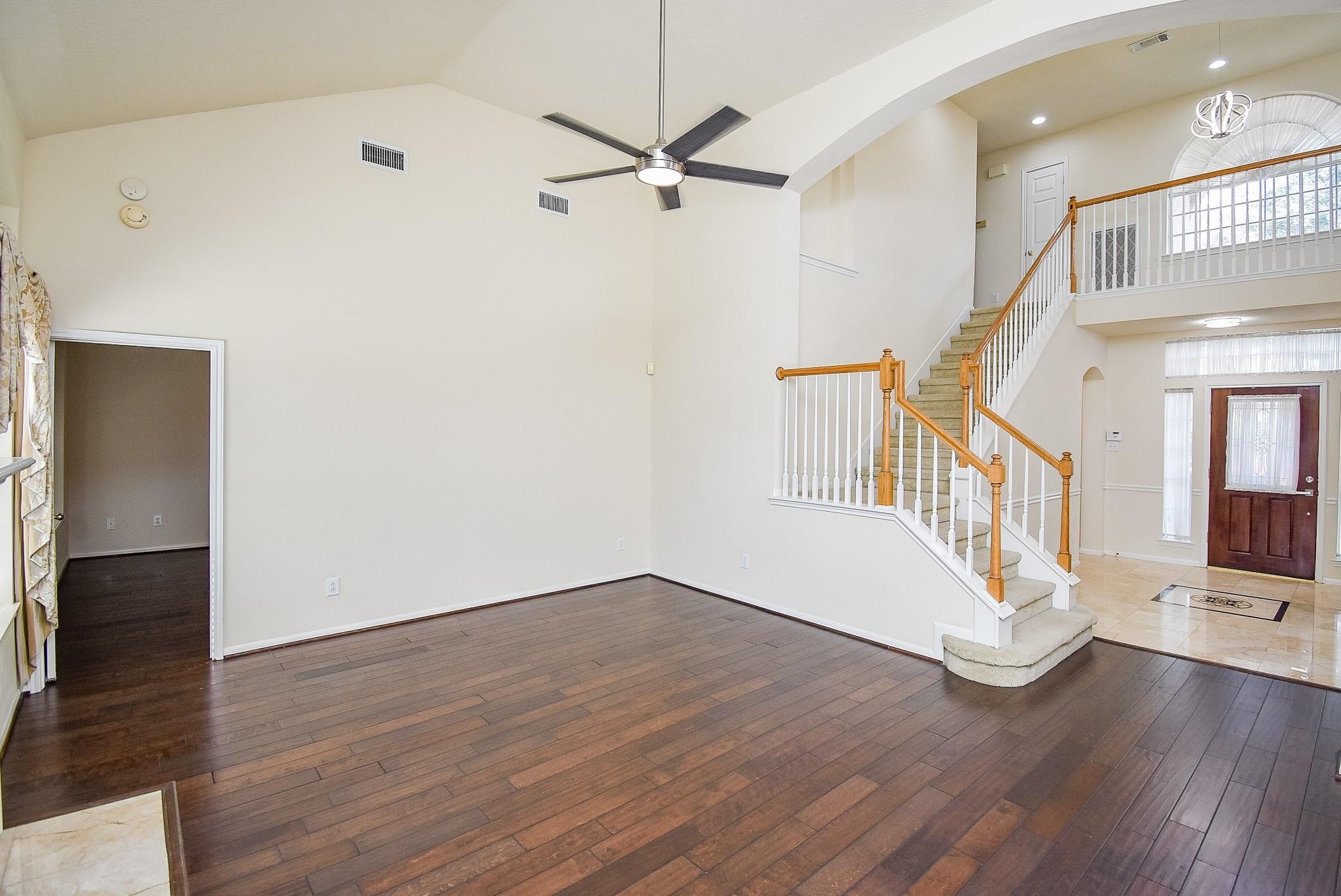 2327 Parkhaven Drive Property Photo 17