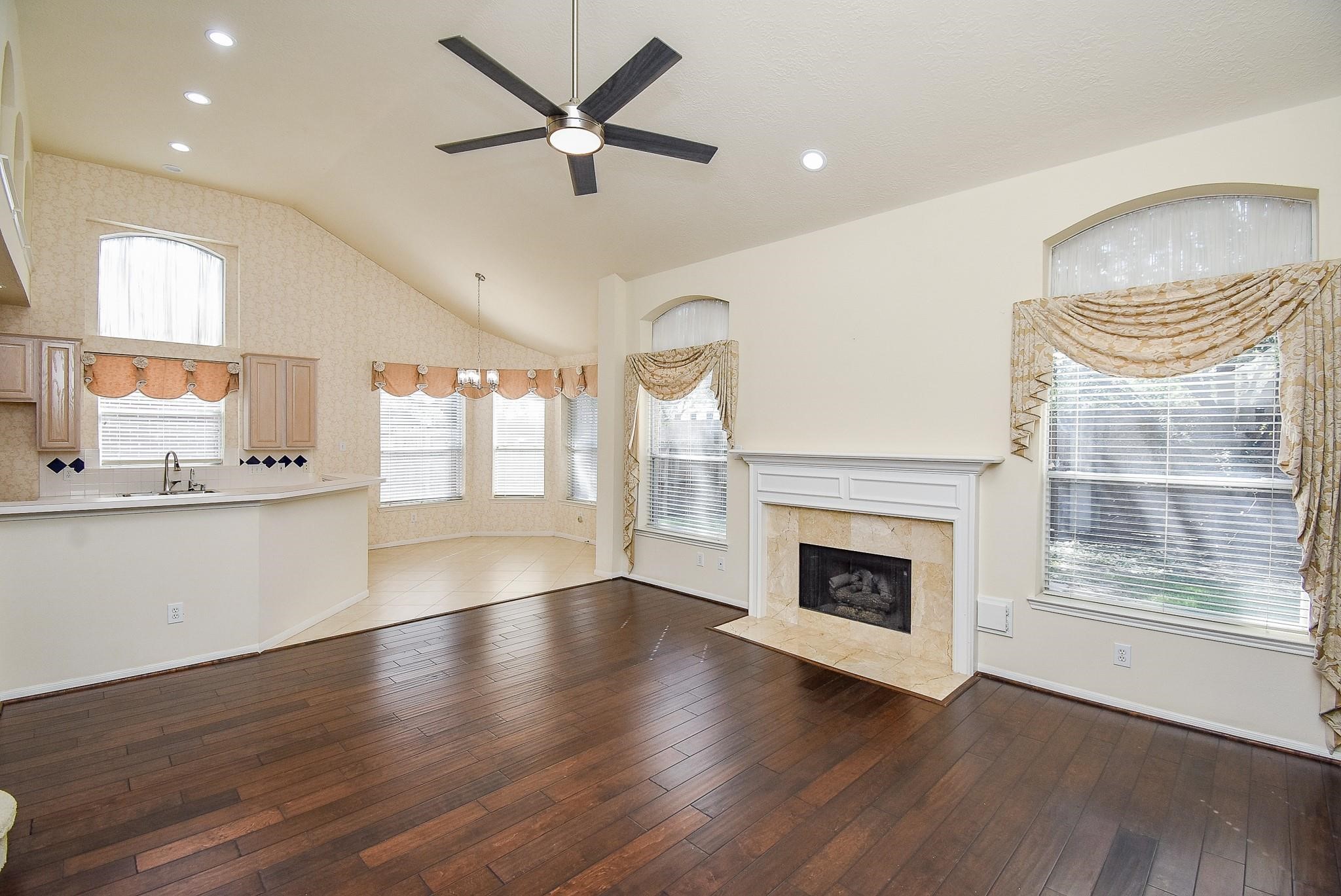 2327 Parkhaven Drive Property Photo 18