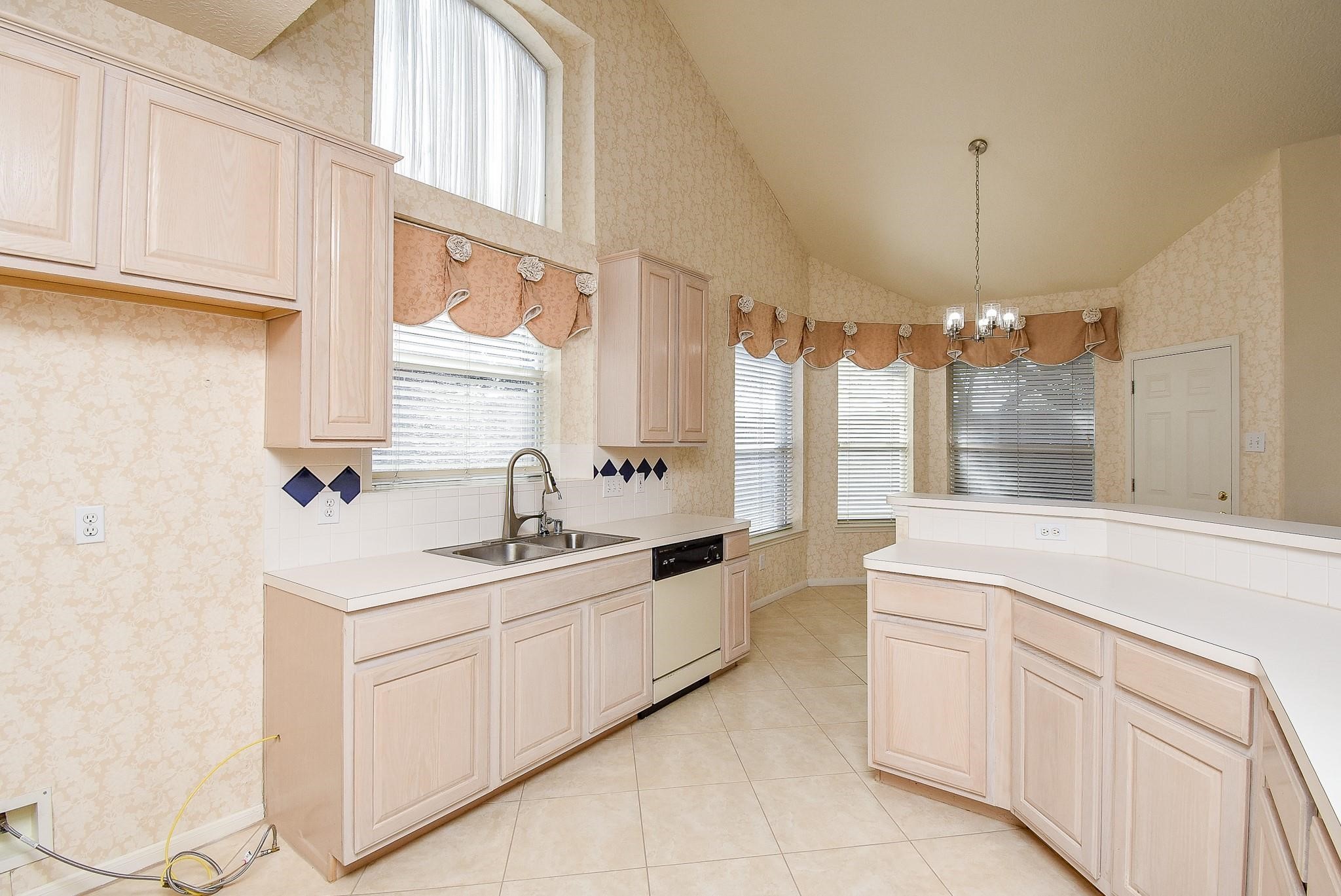 2327 Parkhaven Drive Property Photo 21