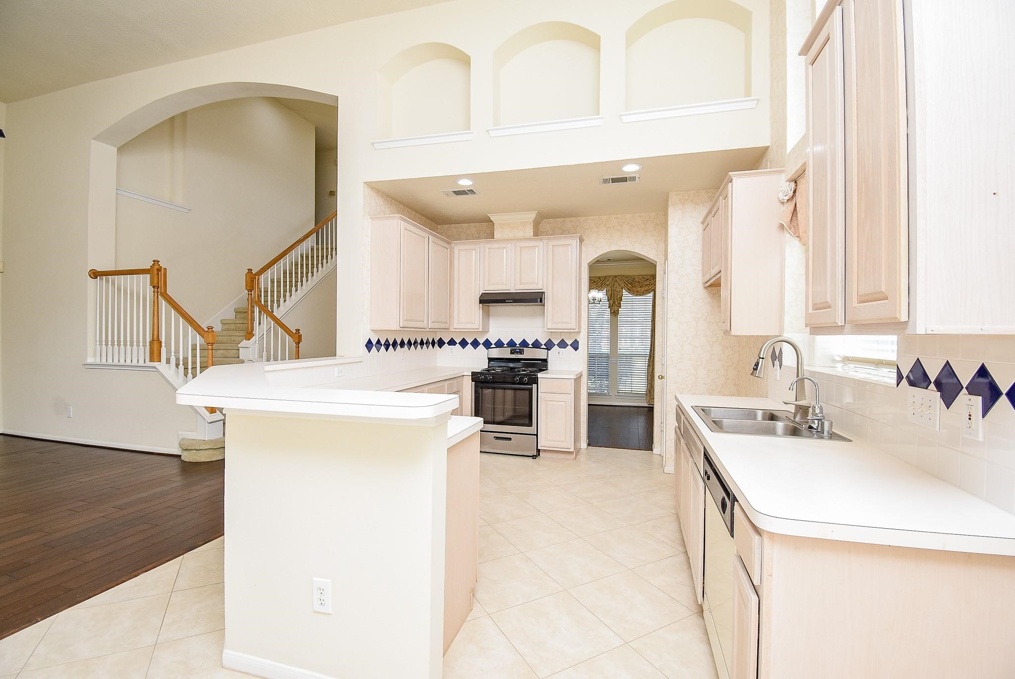 2327 Parkhaven Drive Property Photo 22