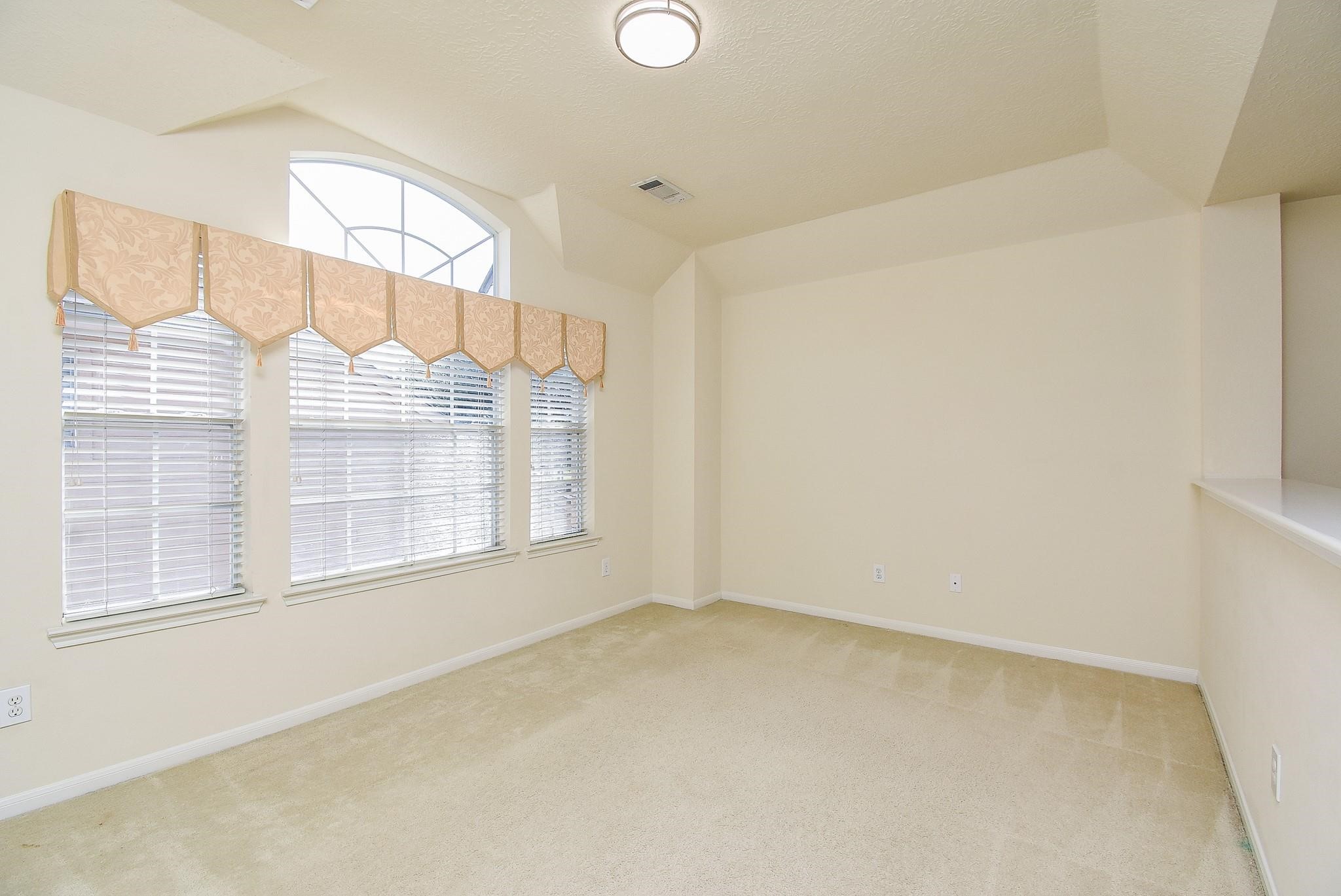 2327 Parkhaven Drive Property Photo 33