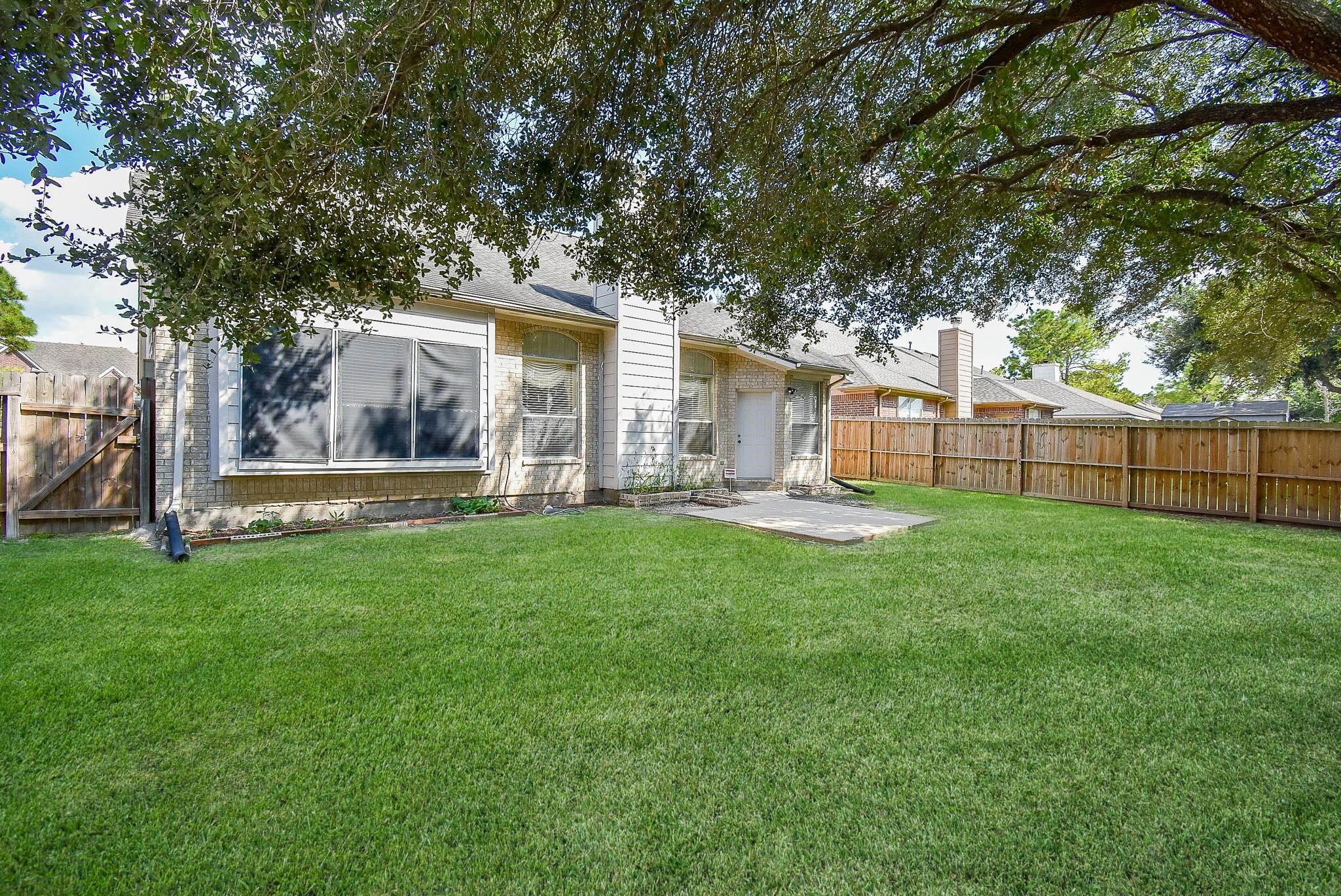 2327 Parkhaven Drive Property Photo 47
