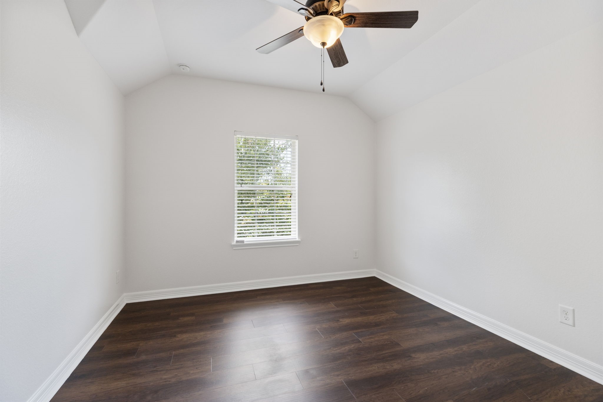 10546 Hartfield Bluff Lane Property Photo 32