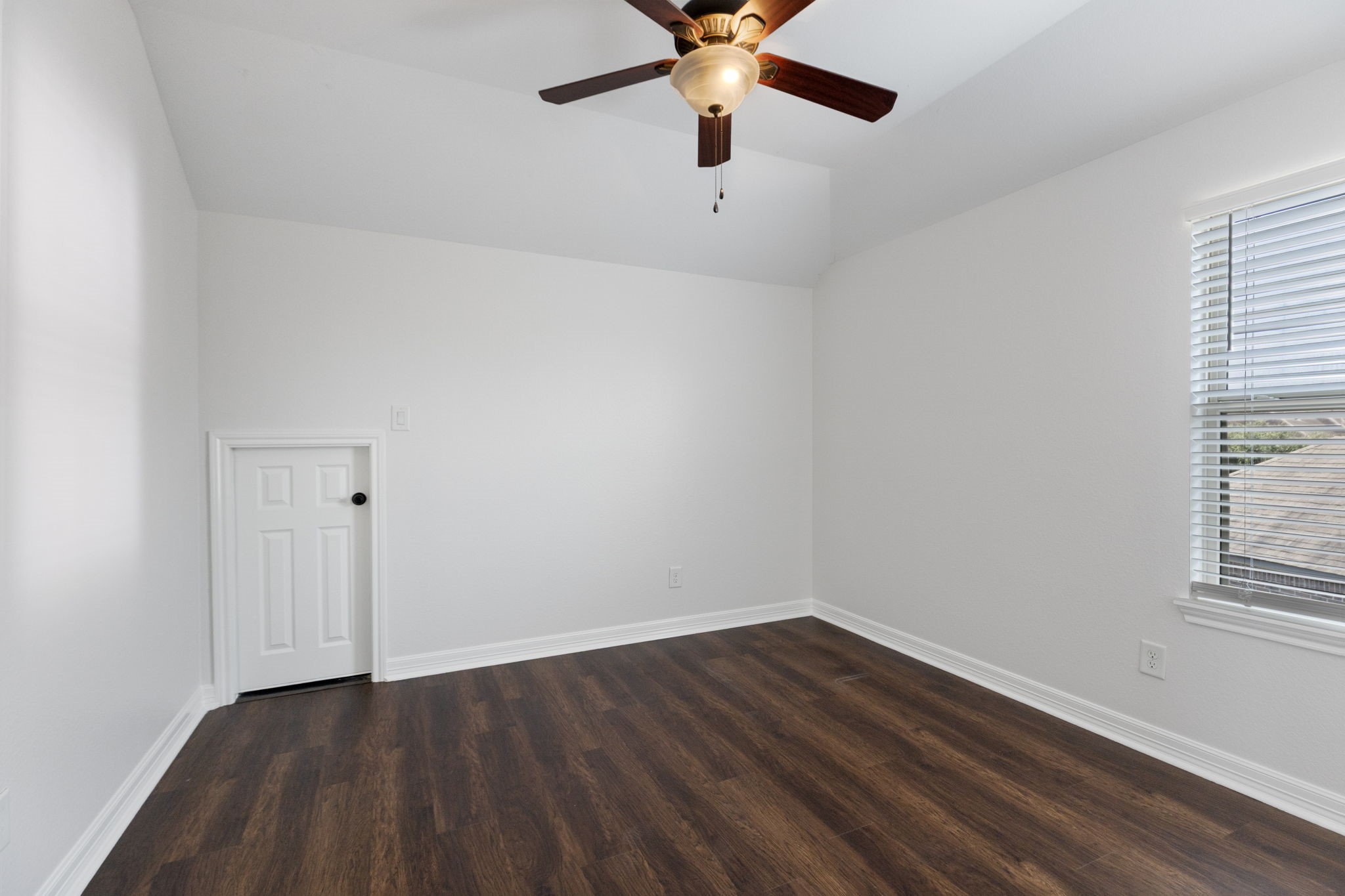 10546 Hartfield Bluff Lane Property Photo 37