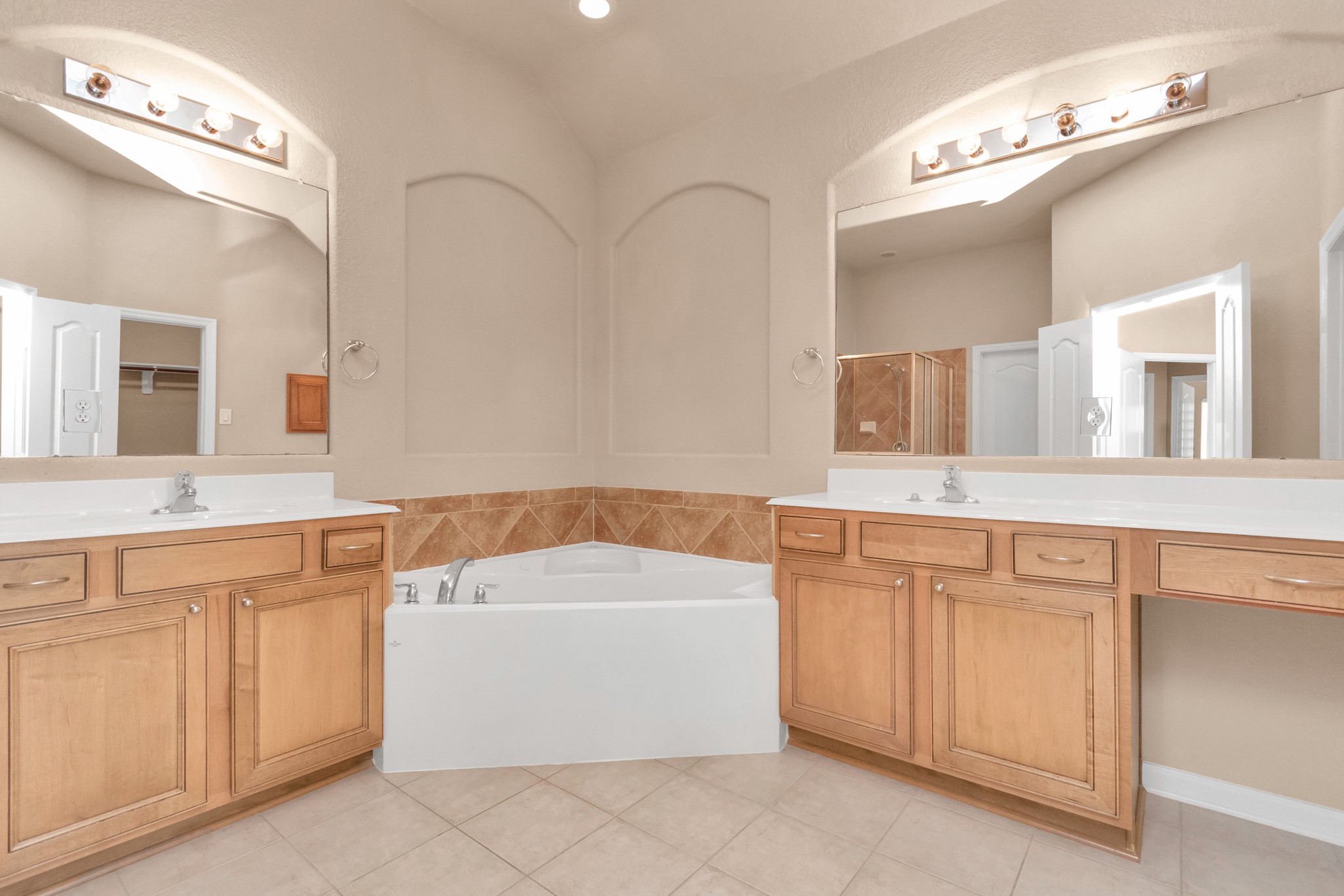 6630 Larocke Trail Property Photo 21