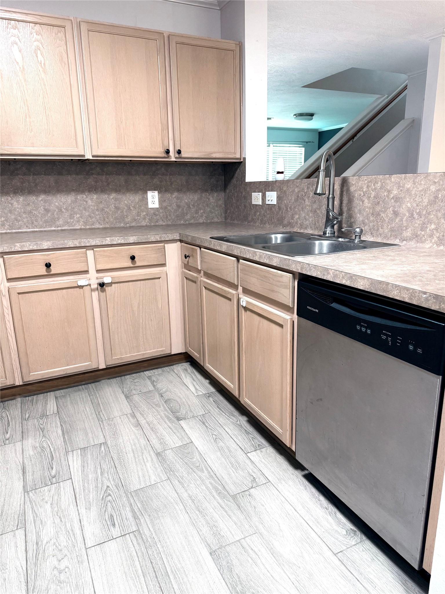 21119 Brae Point Court Property Photo 5