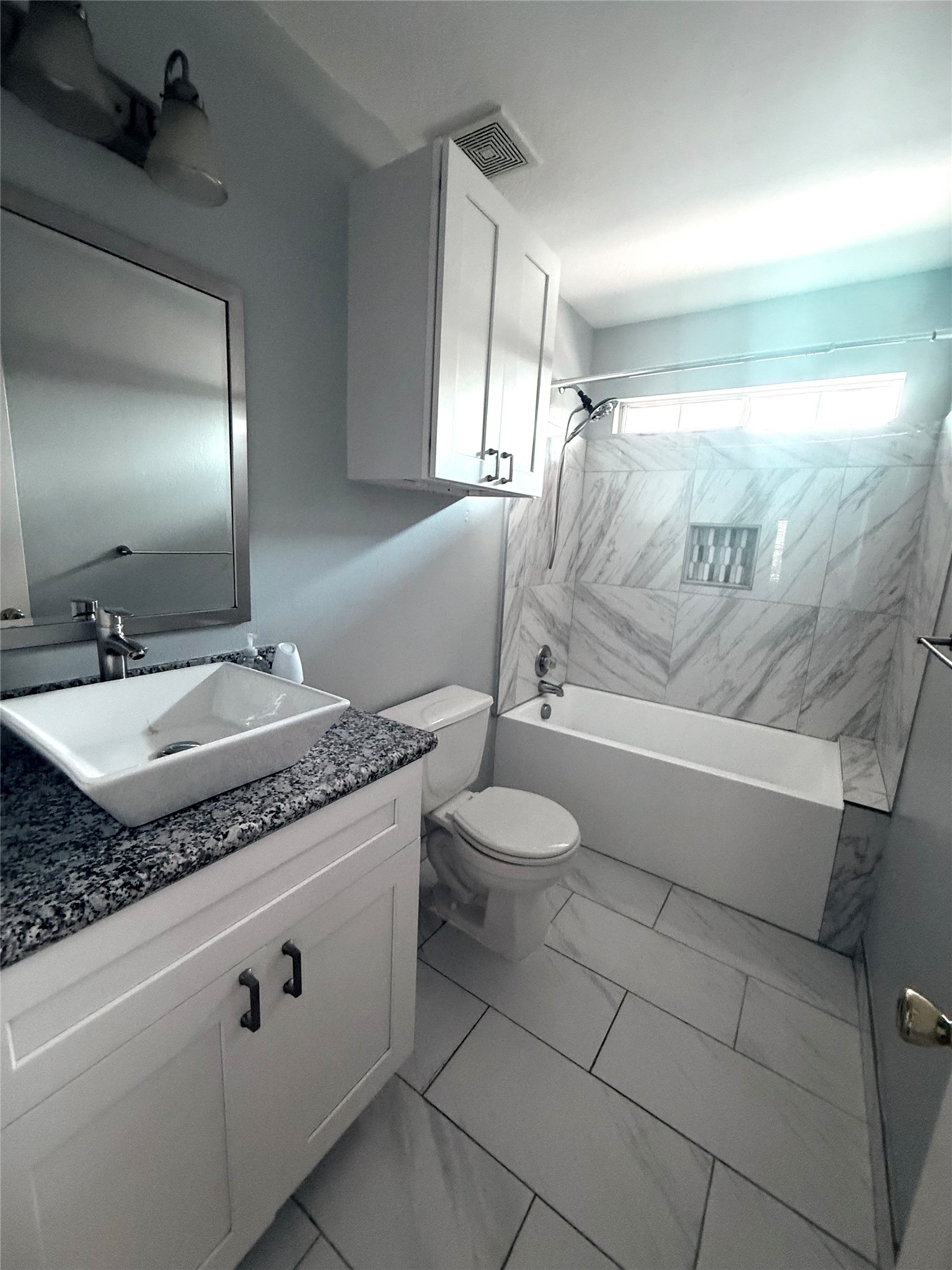 21119 Brae Point Court Property Photo 7
