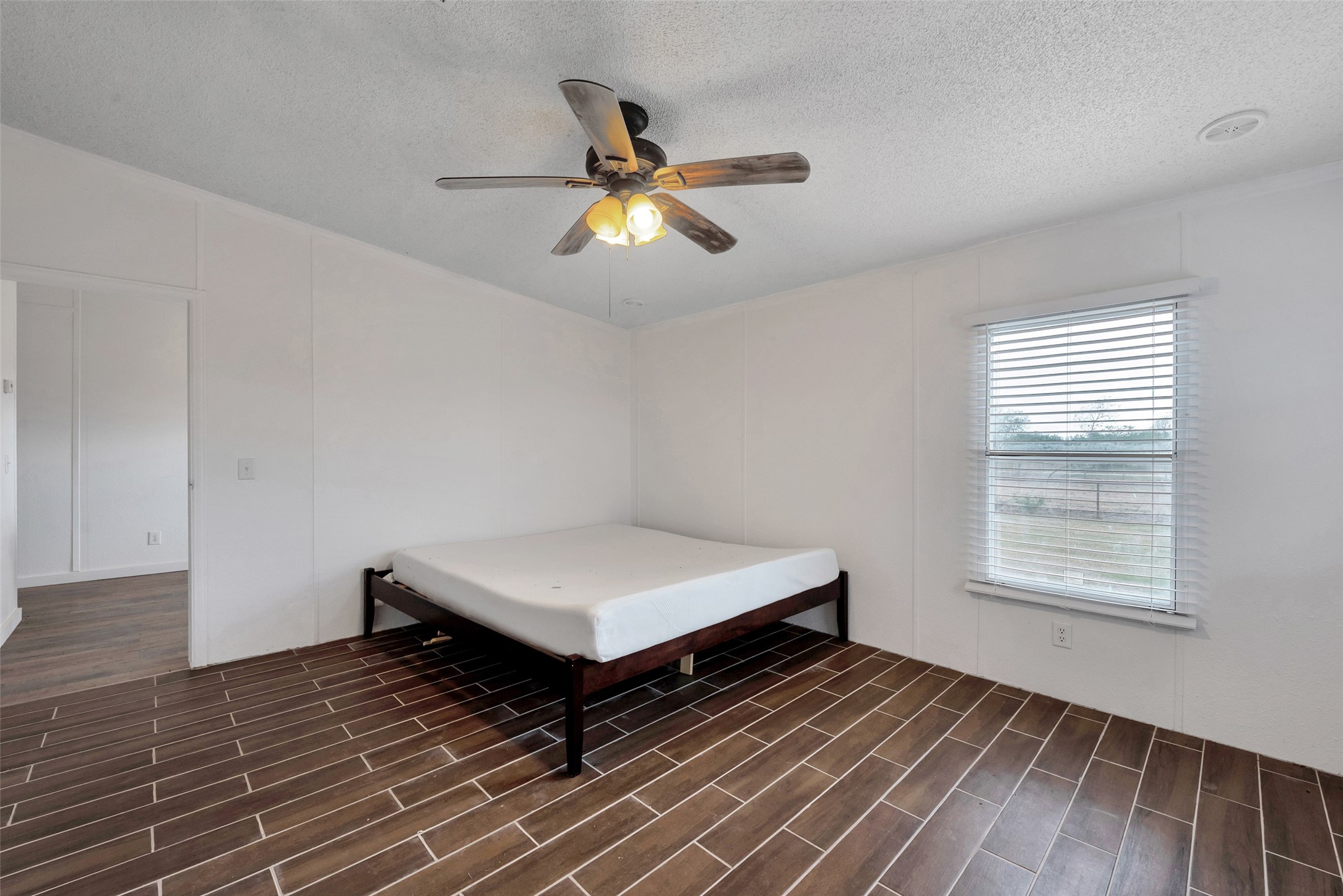 2218 Hintz Road Property Photo 21