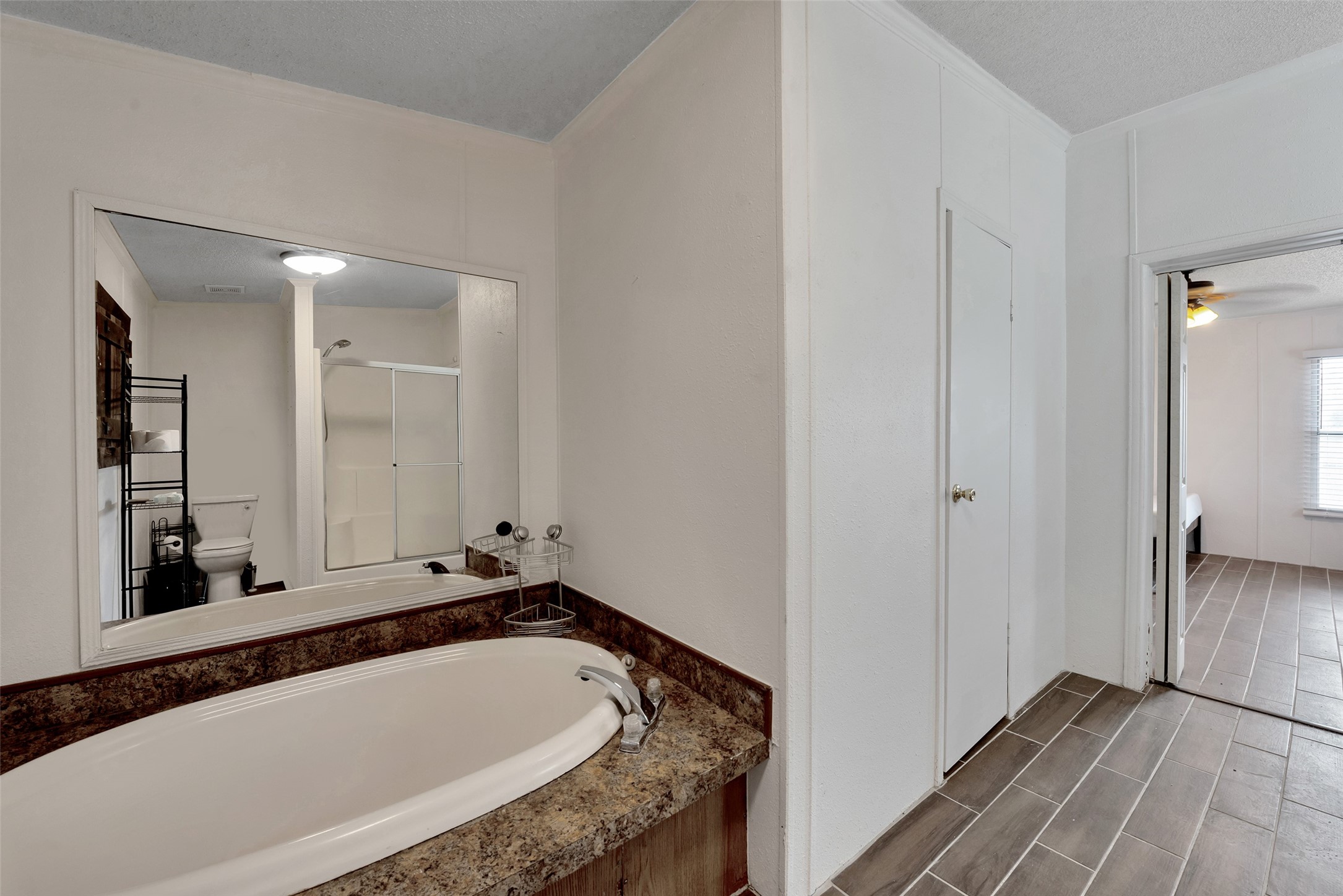2218 Hintz Road Property Photo 24