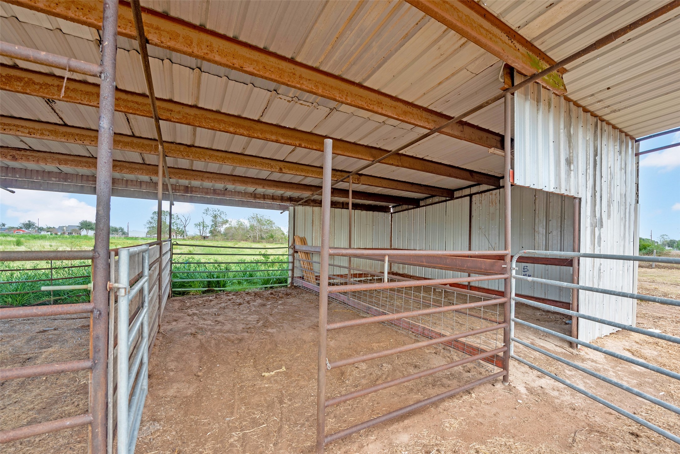 2218 Hintz Road Property Photo 34
