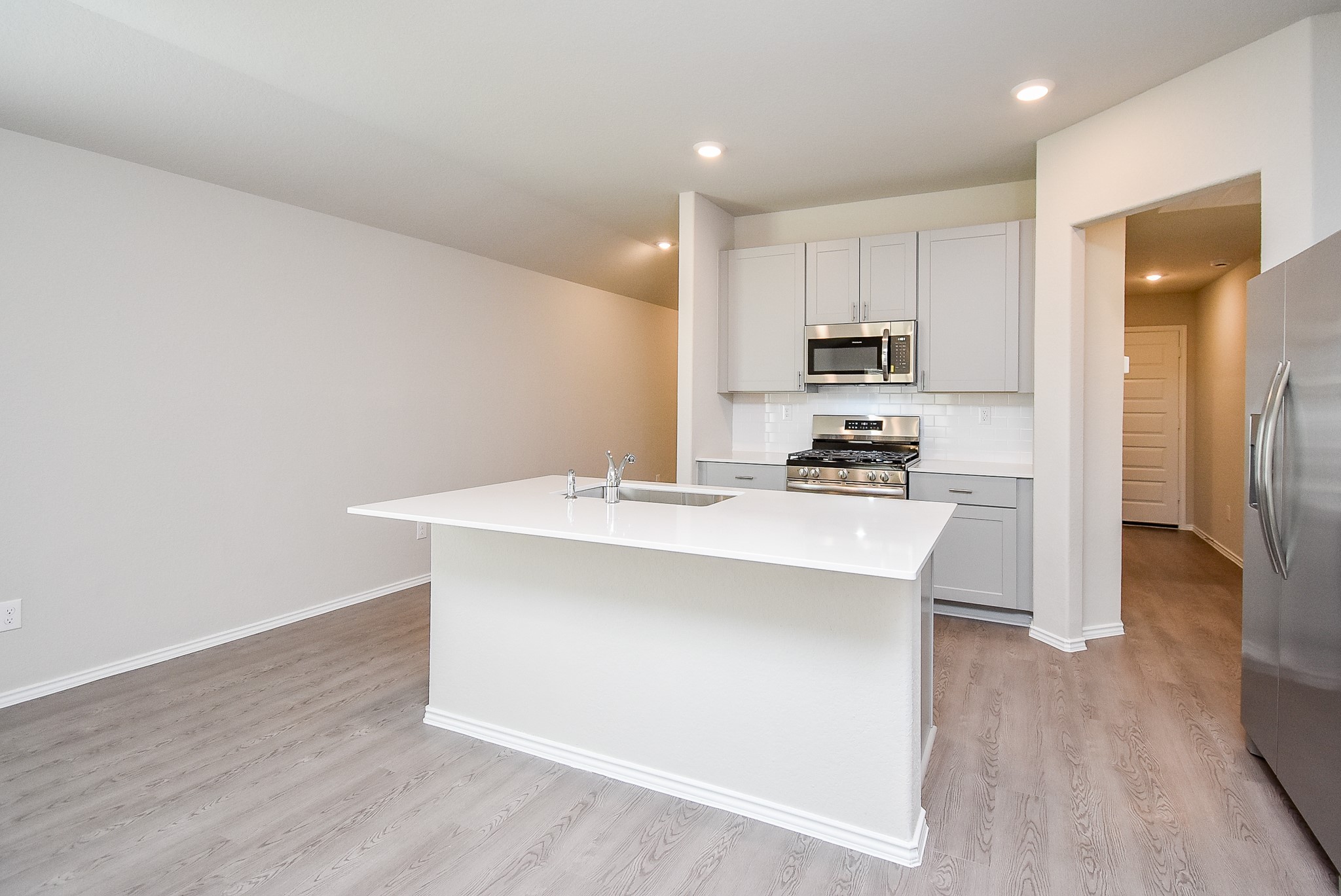 8006 Camphor Court Property Photo 8