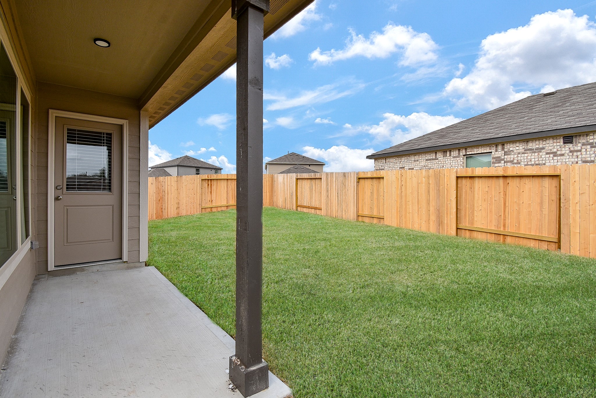 8006 Camphor Court Property Photo 25