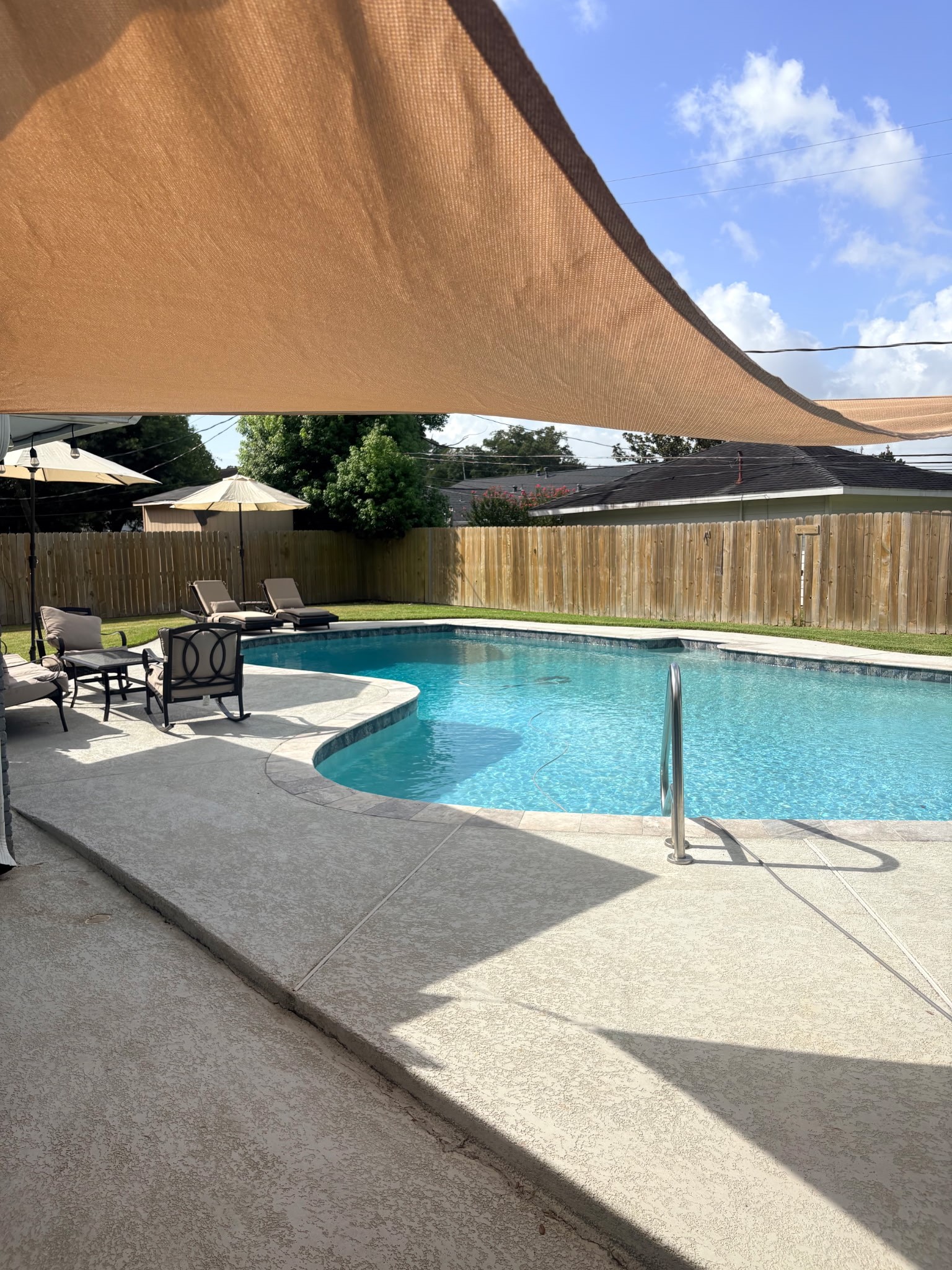 5113 Inverness Drive Property Photo 2