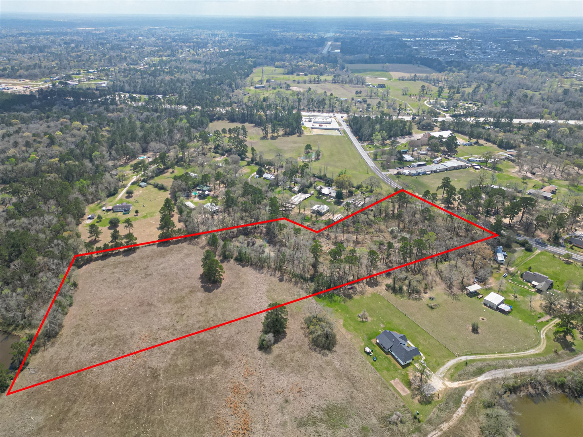 1004 Kelley Road Property Photo 1