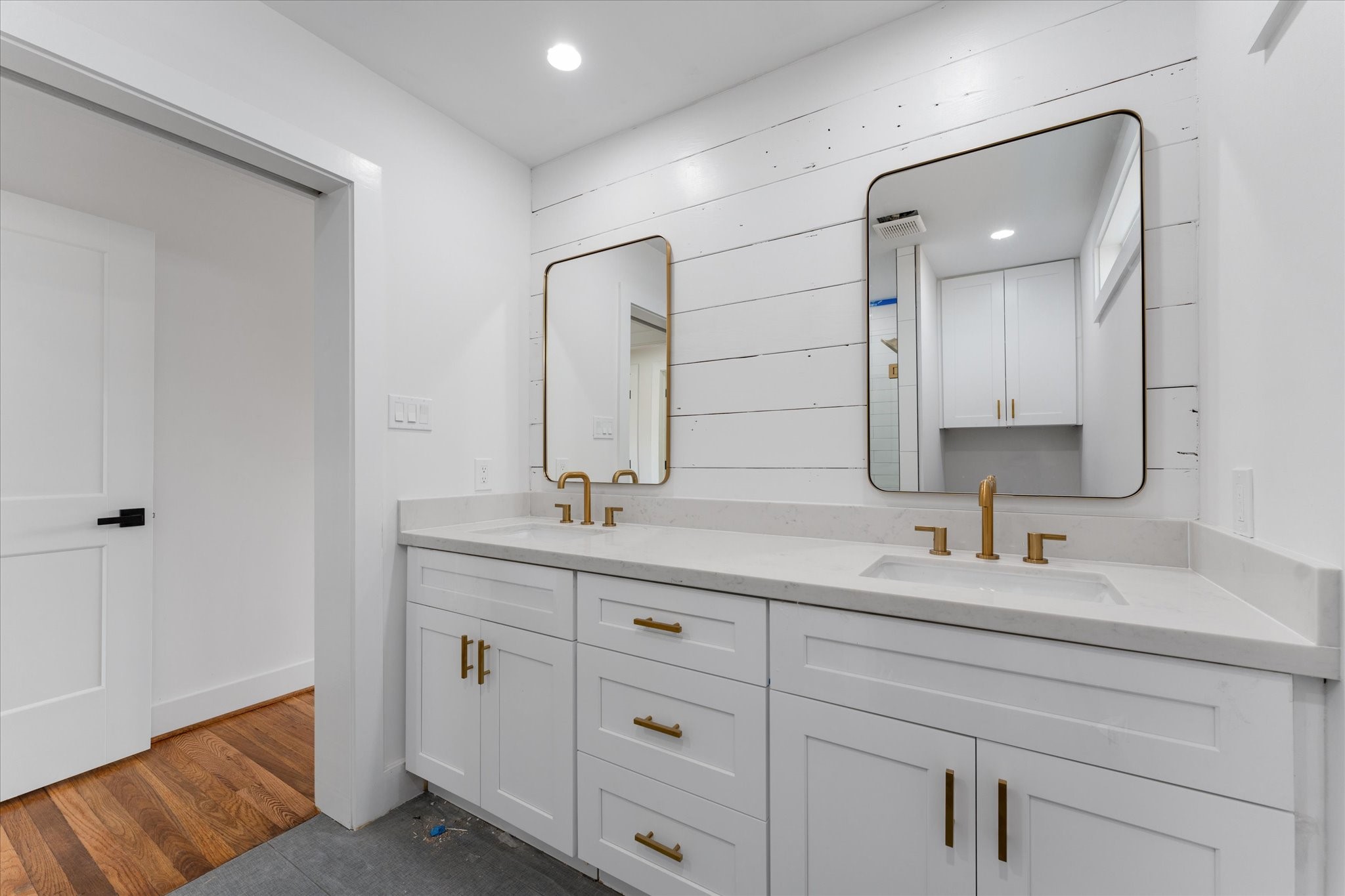 1845 Huge Oaks Street Property Photo 18