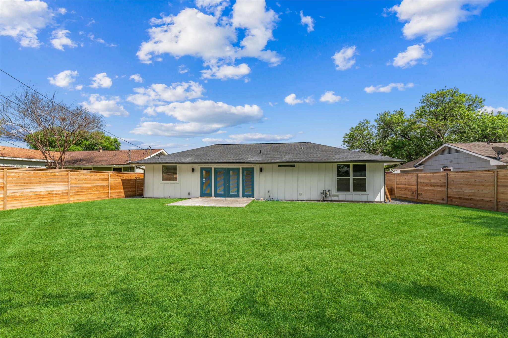 1845 Huge Oaks Street Property Photo 25
