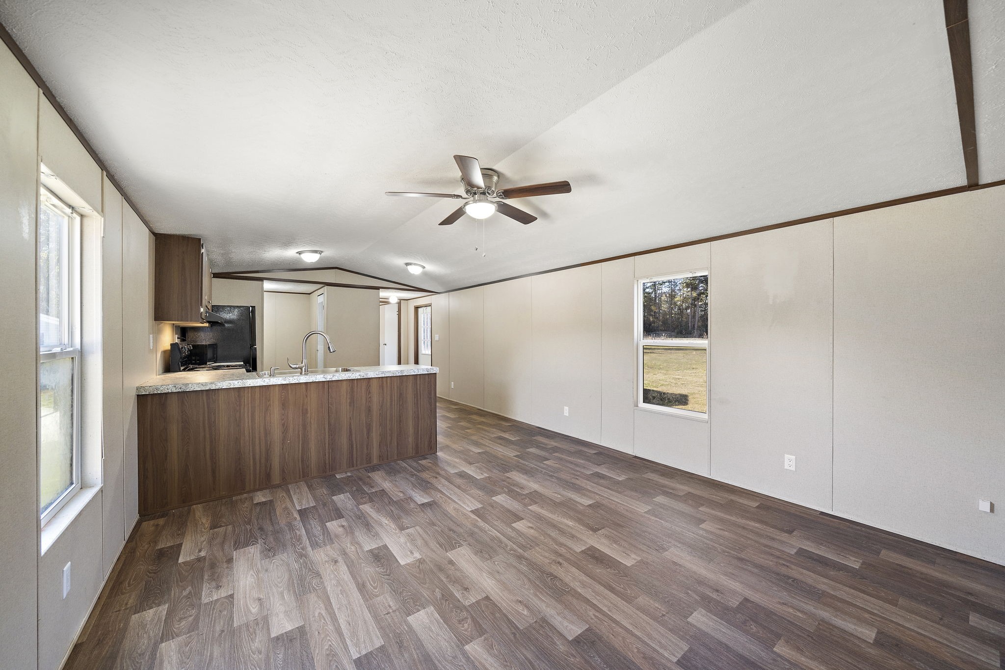 11966 Kentucky Derby Property Photo 3