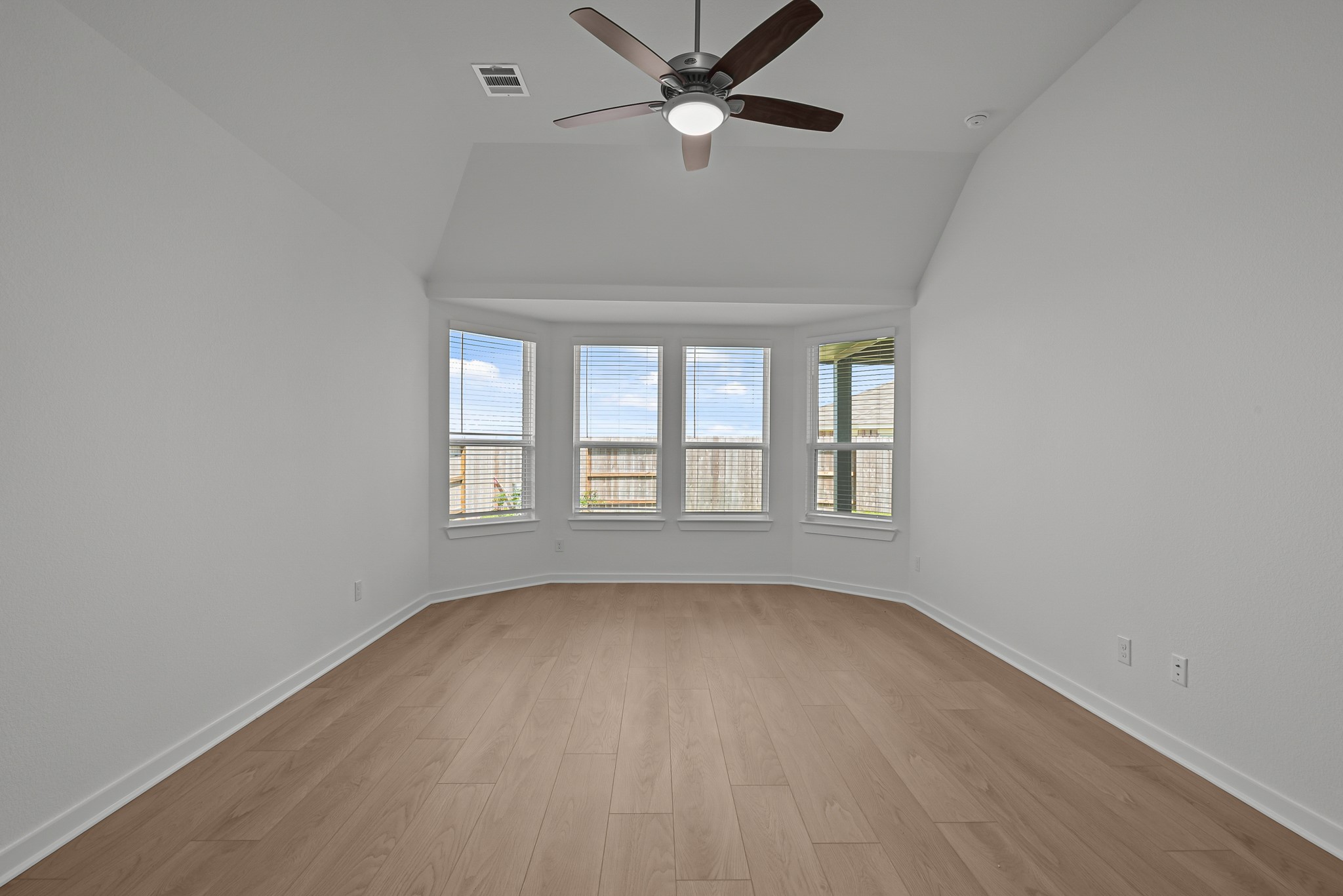 3010 Blue Abelia Street Property Photo 3