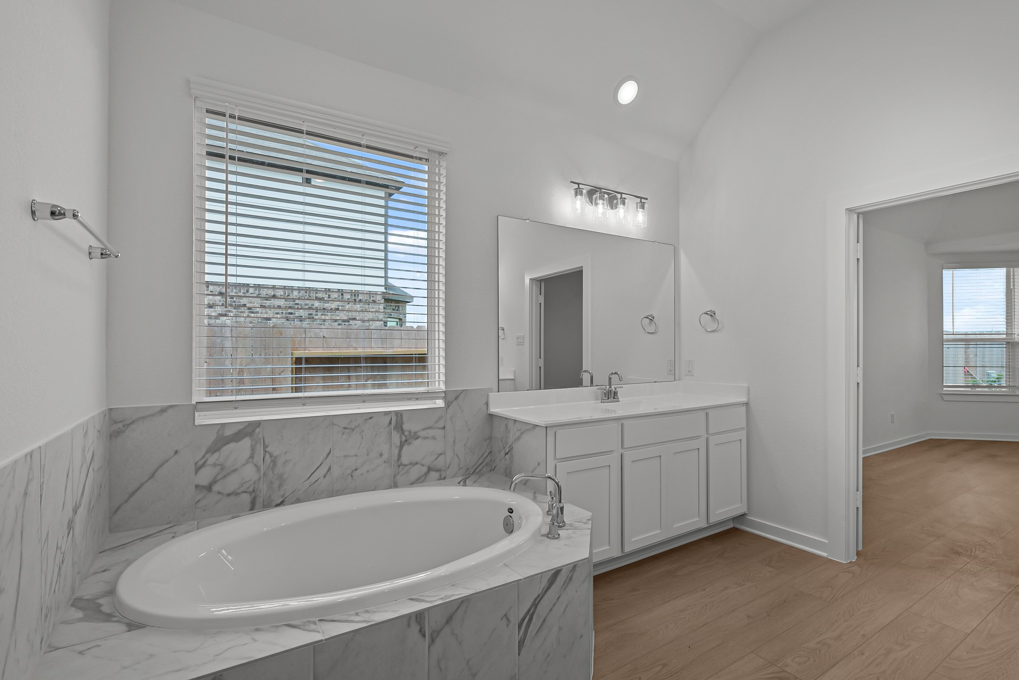 3010 Blue Abelia Street Property Photo 4