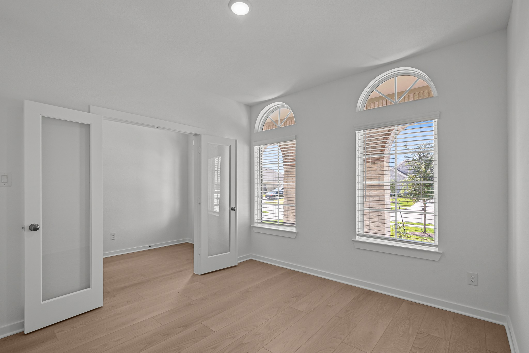 3010 Blue Abelia Street Property Photo 10