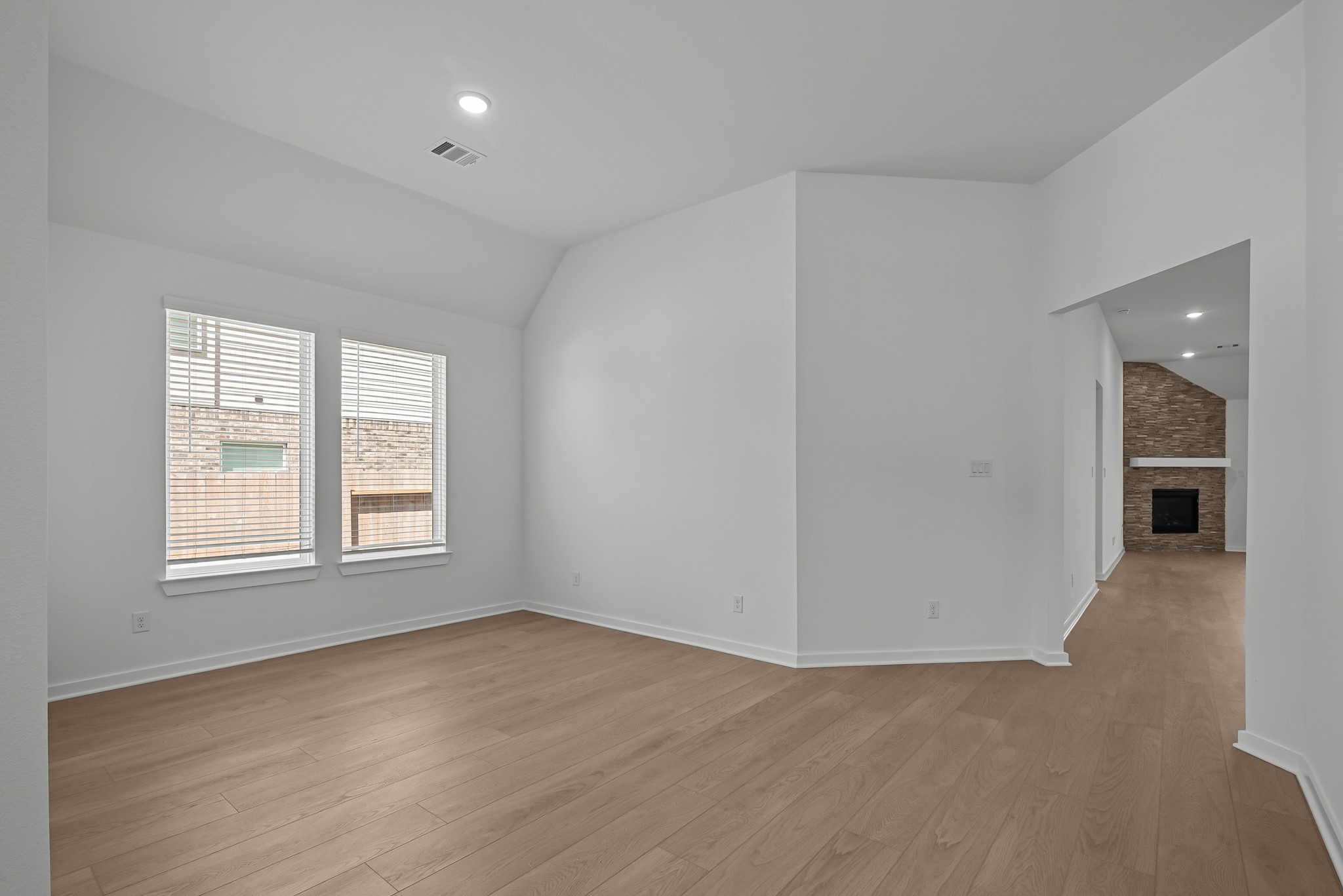 3010 Blue Abelia Street Property Photo 11