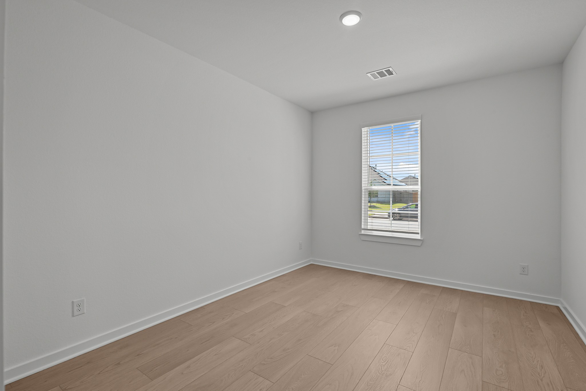 3010 Blue Abelia Street Property Photo 13