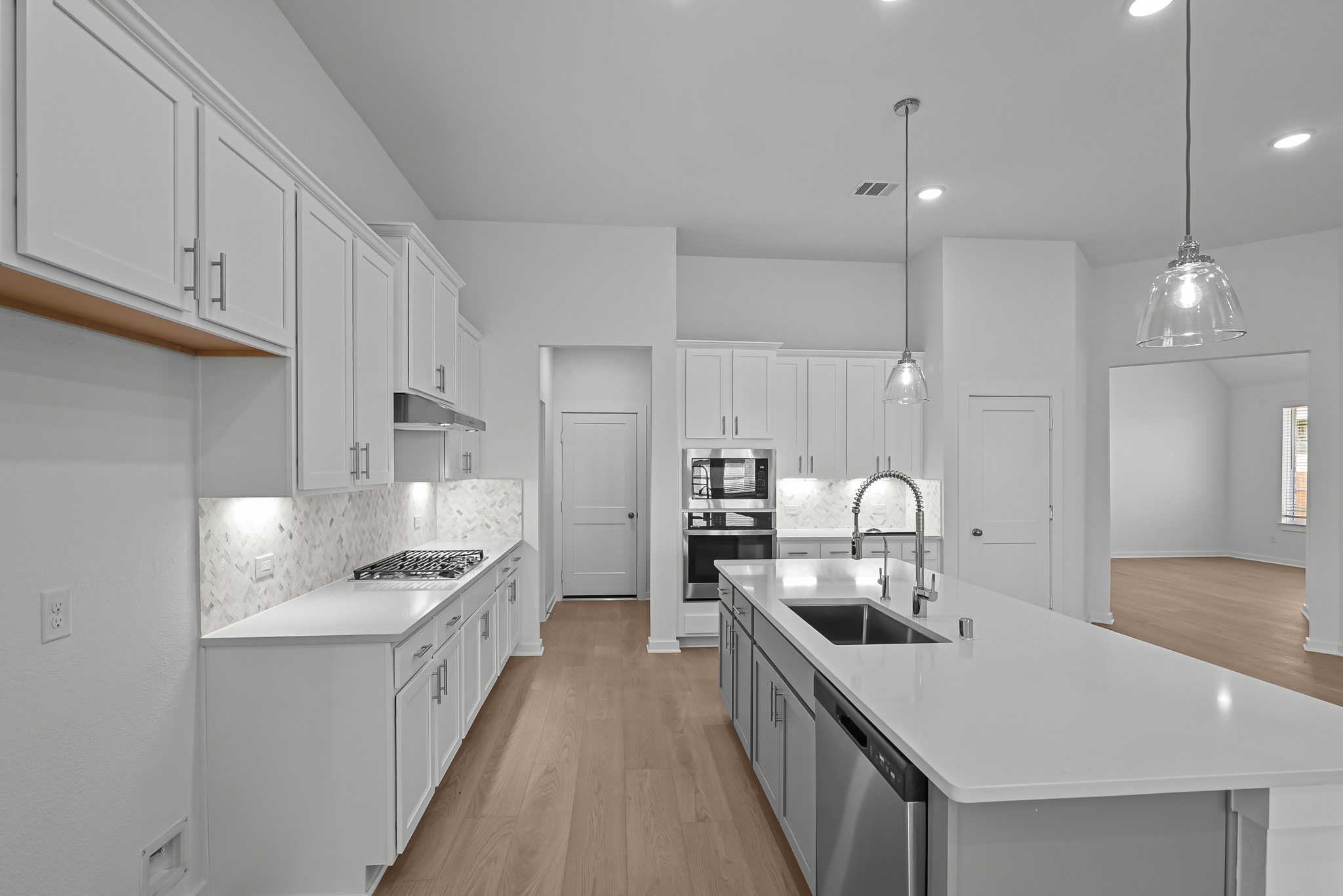 3010 Blue Abelia Street Property Photo 18