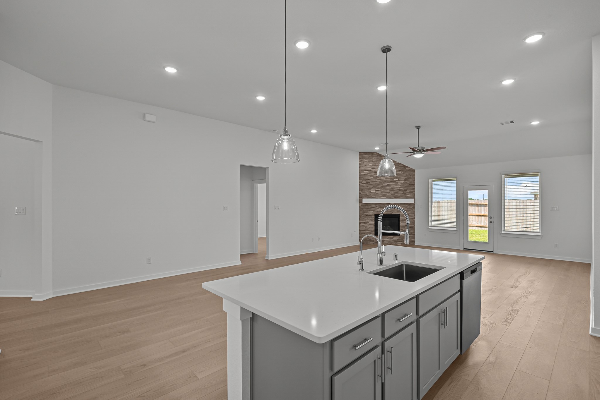 3010 Blue Abelia Street Property Photo 19