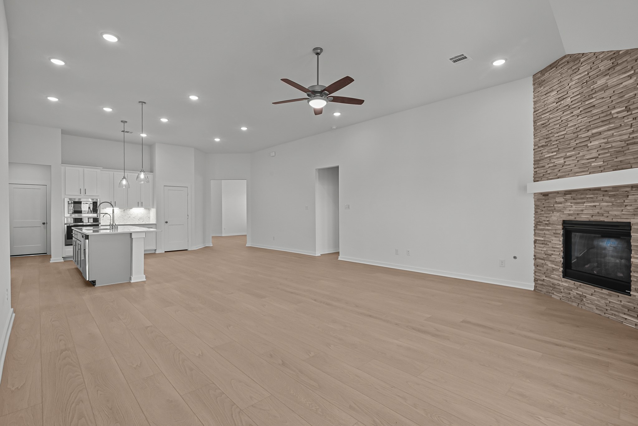 3010 Blue Abelia Street Property Photo 21