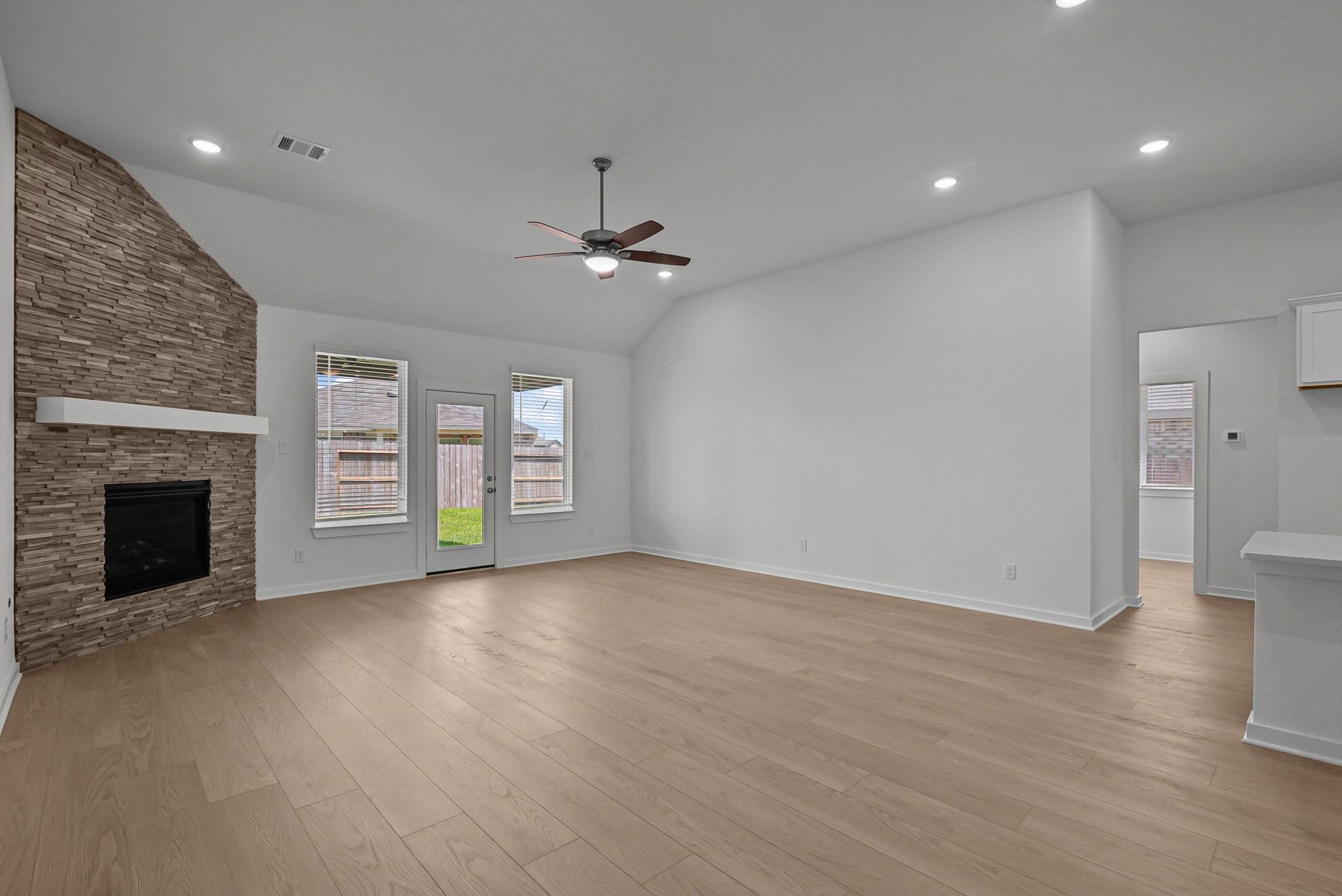 3010 Blue Abelia Street Property Photo 34